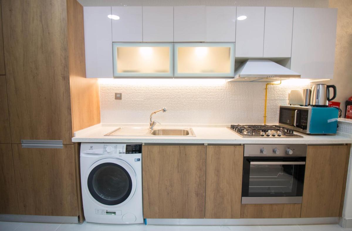 Studio Apartment photo 3