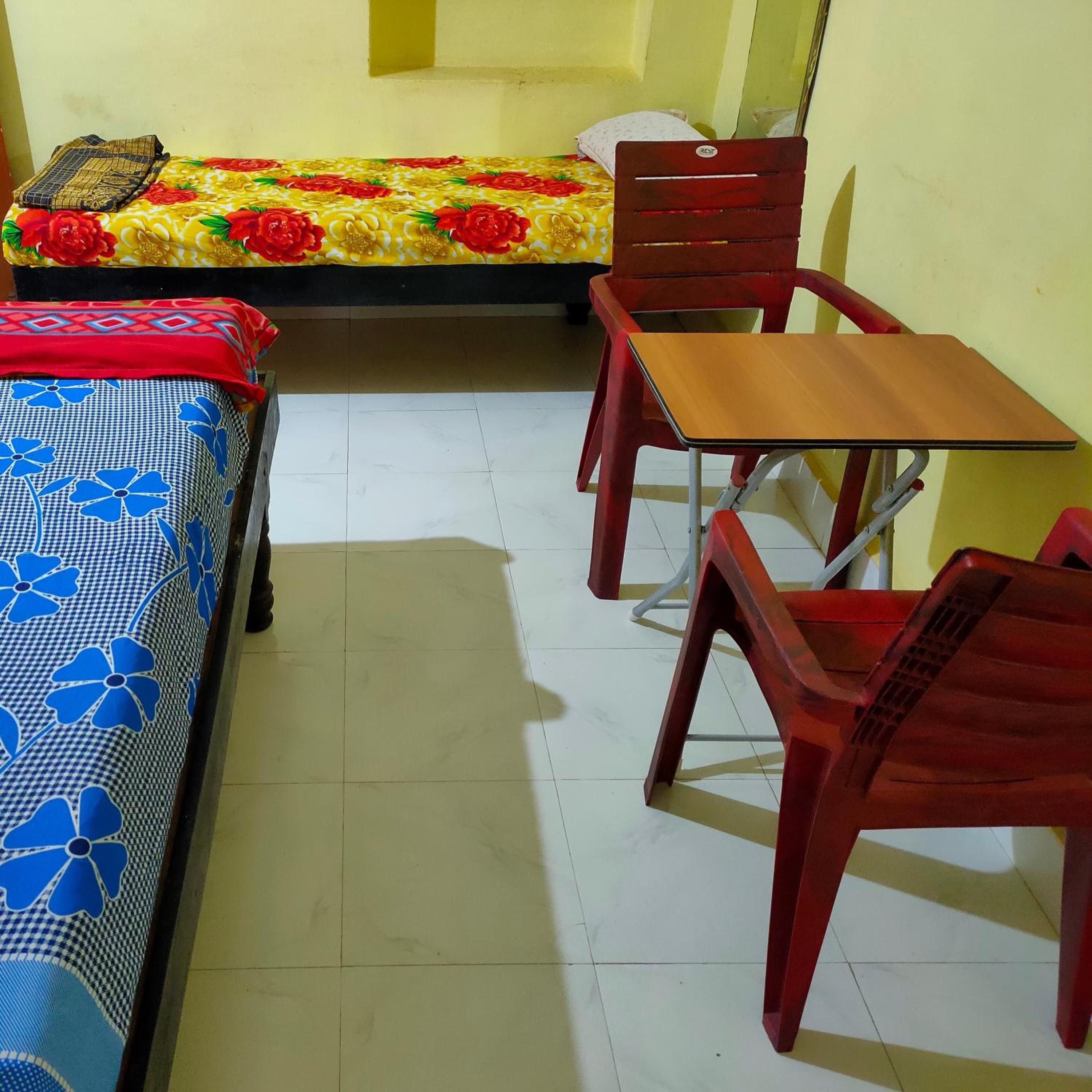 Standard Double Room With Fan photo 2