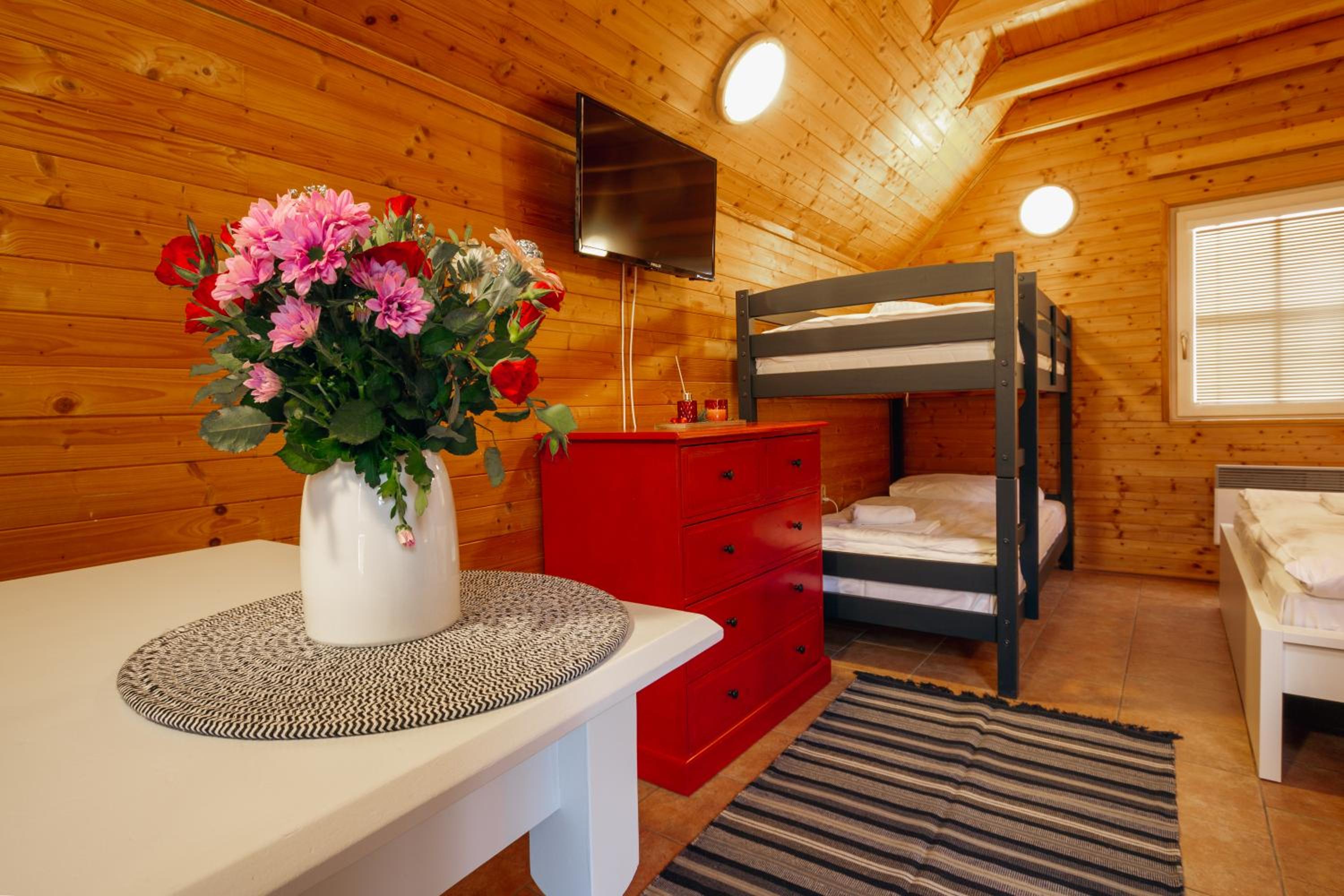 Superior Chalet photo 1