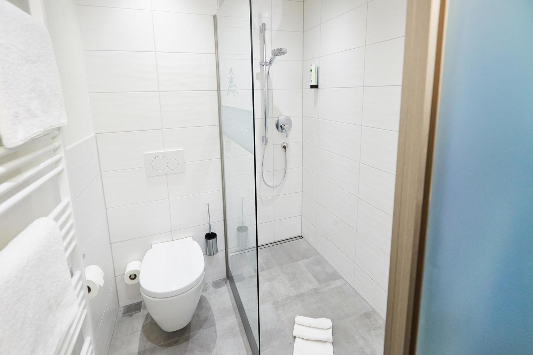 Deluxe Double Room with Balcony photo 3