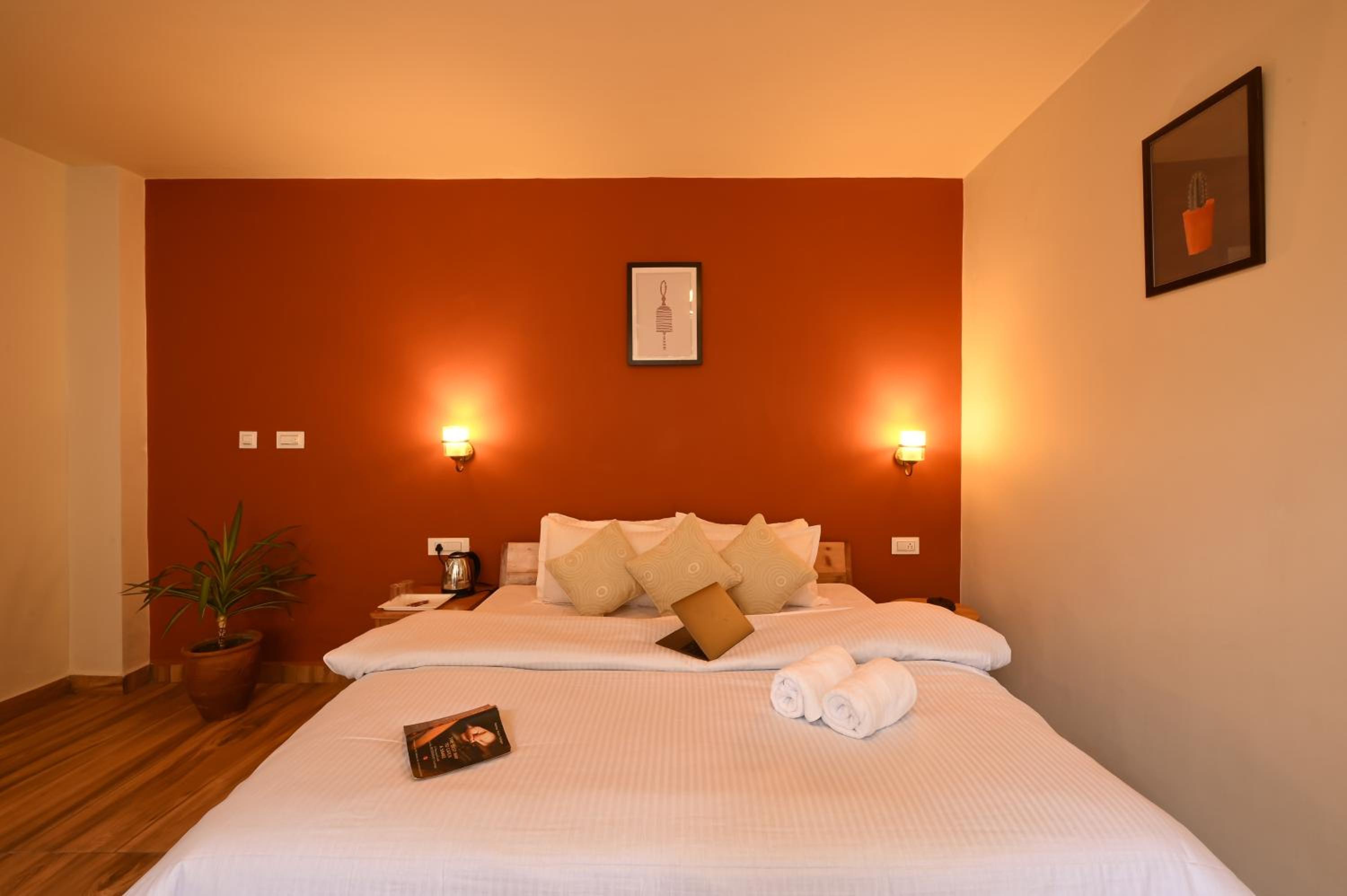 Deluxe Room - Photo 19