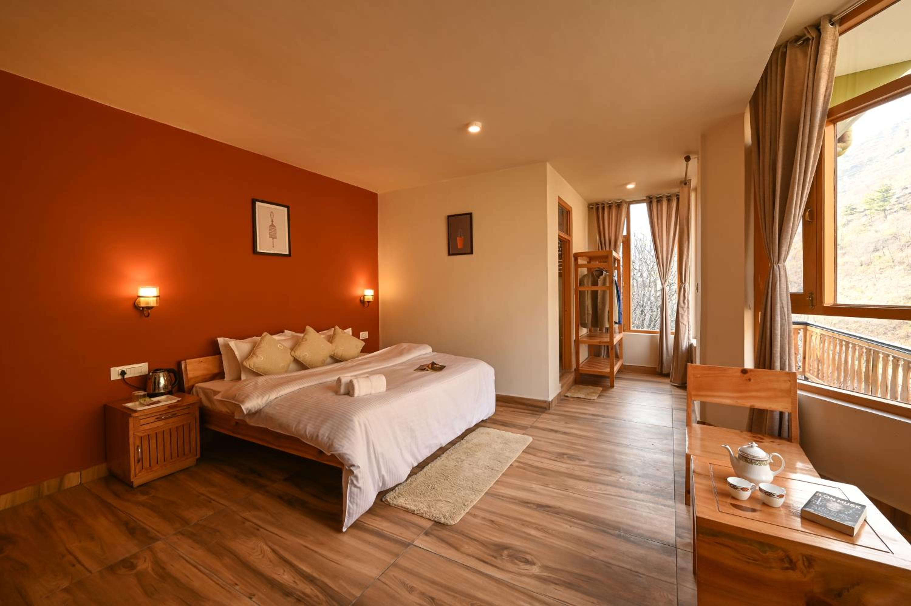 Deluxe Room - Photo 6