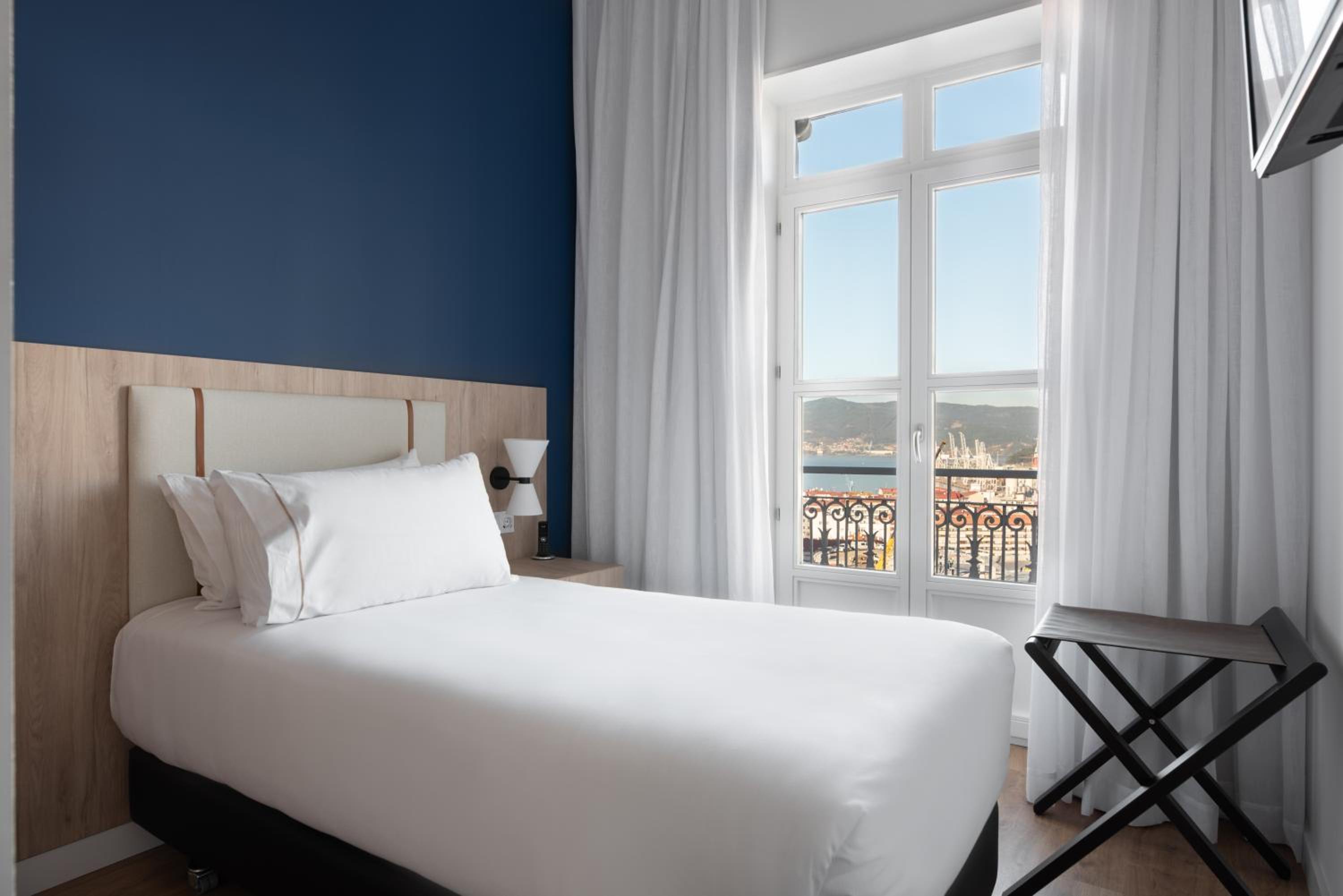Single Room with Sea View photo 2