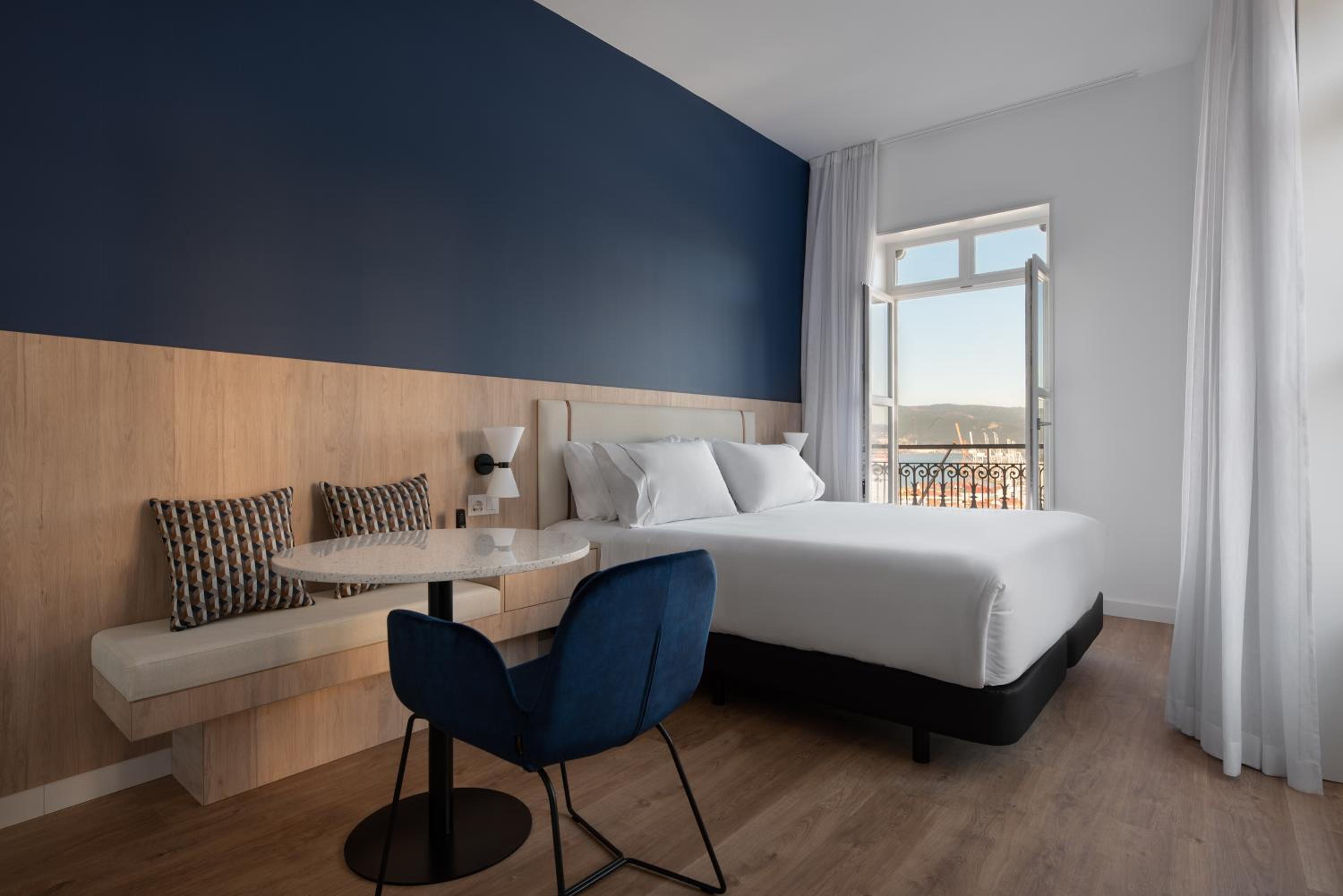 Premium Double Room with Sea View - Photo 1