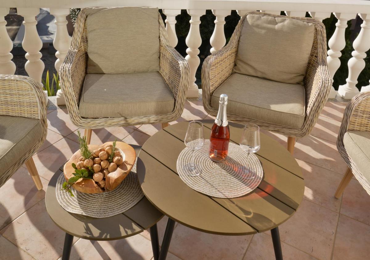 Apartment with Terrace photo 3