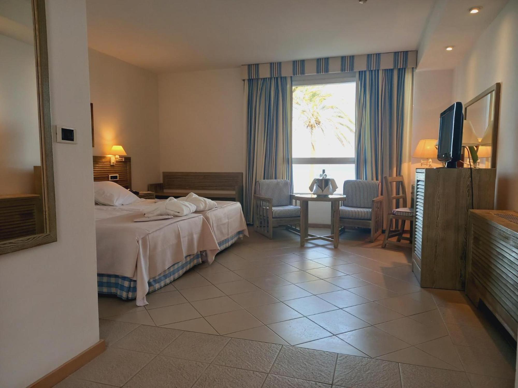 Double Room - Photo 3