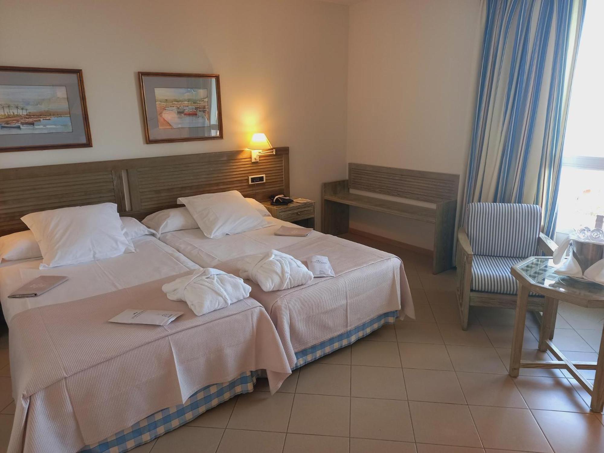 Double Room - Photo 1