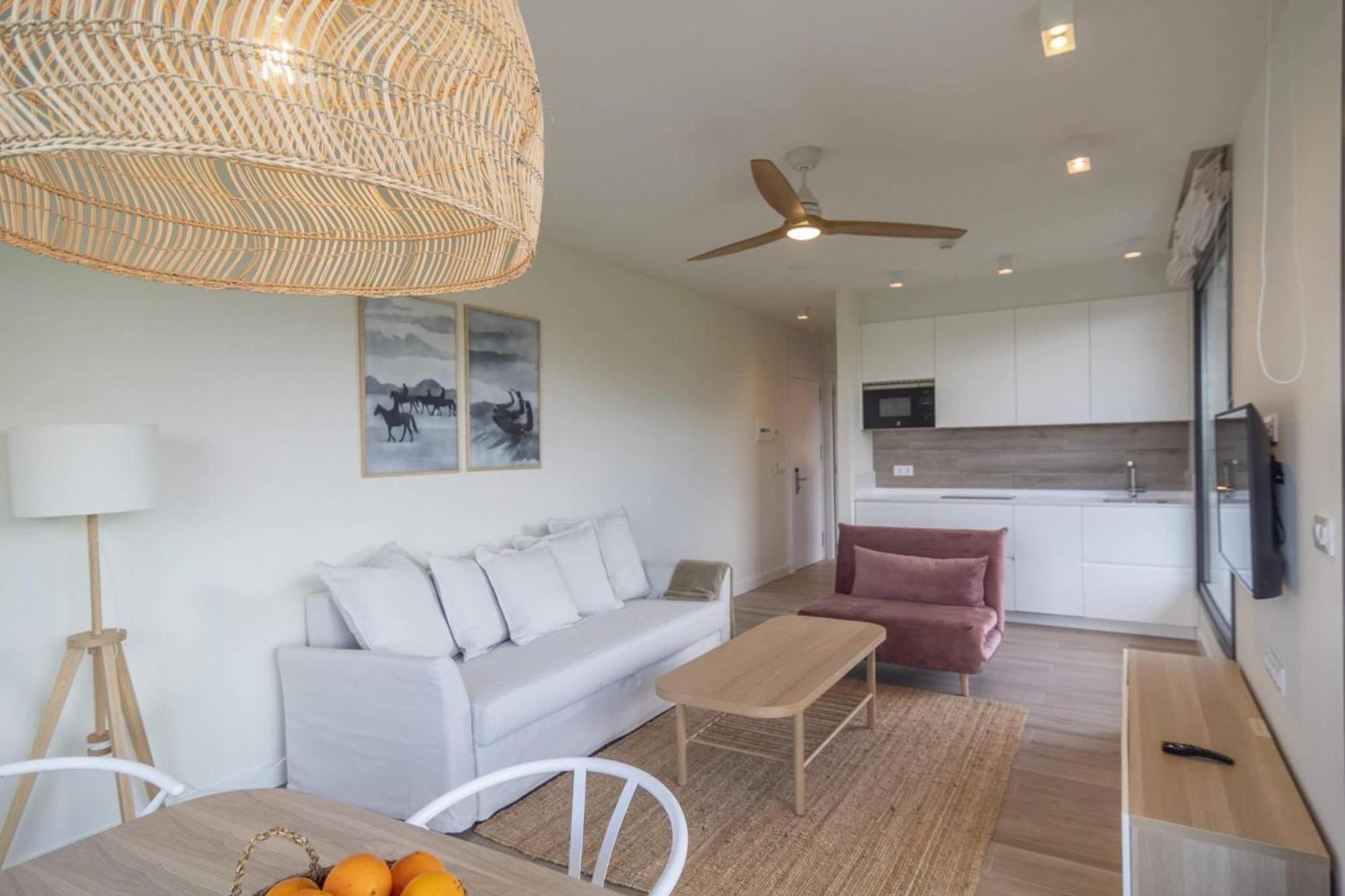 Apartment 5 photo 2