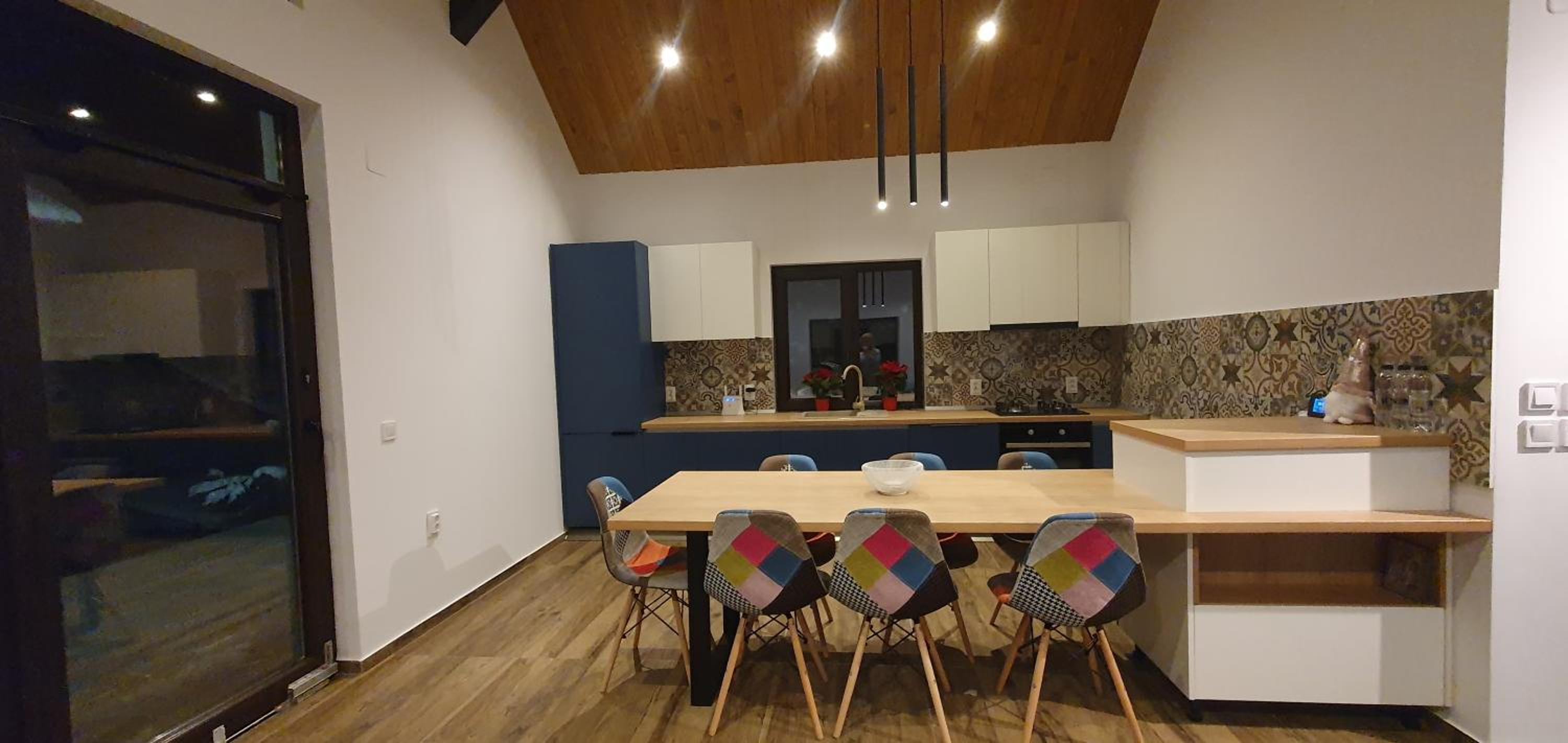 Villa - Photo 4