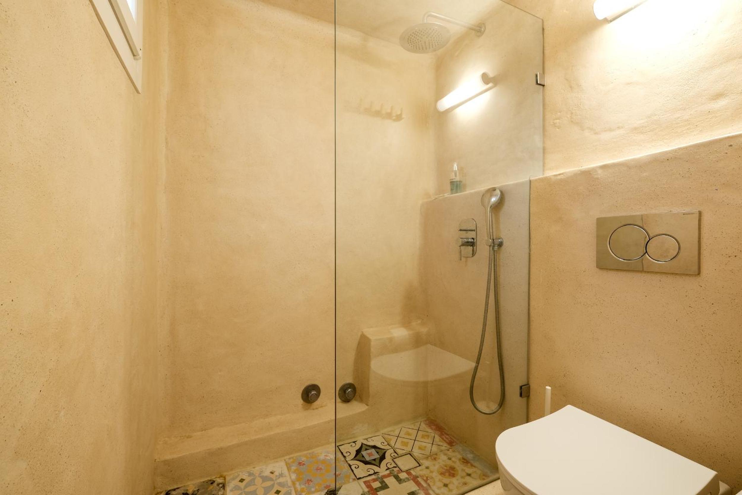 Two-Bedroom Suite - Photo 3