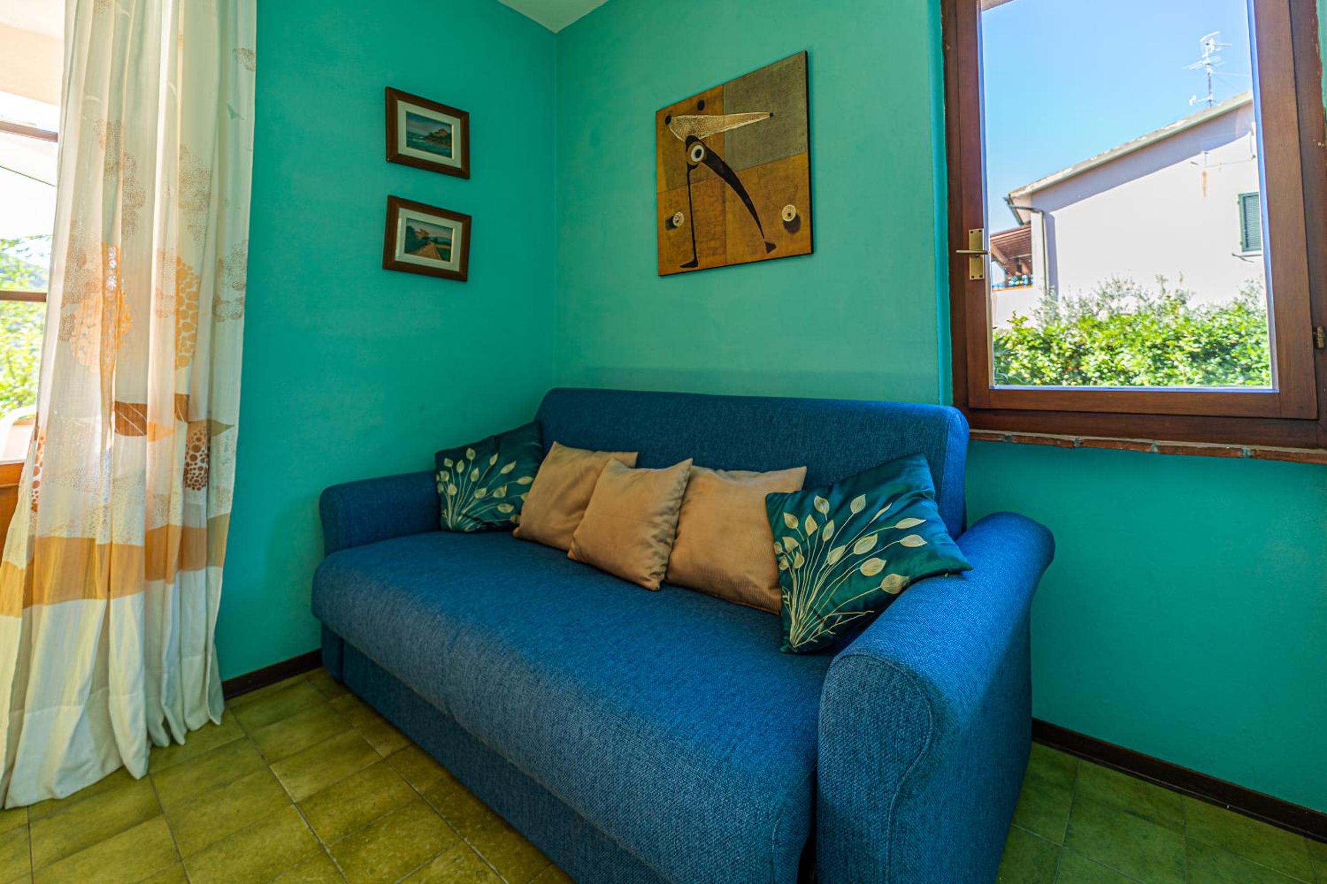 One-Bedroom House photo 1