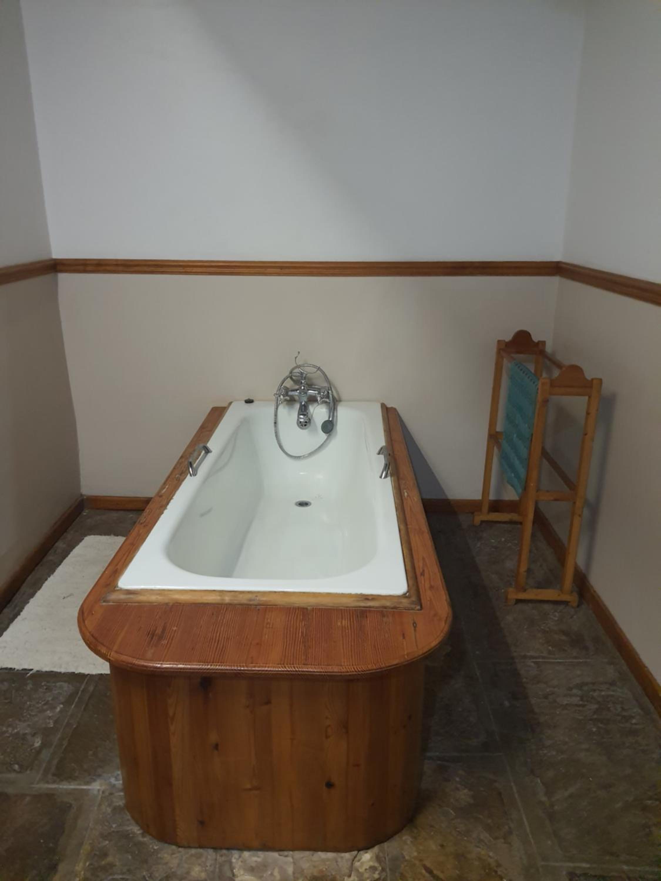 Deluxe Double Room (3 Adults)  - Photo 7