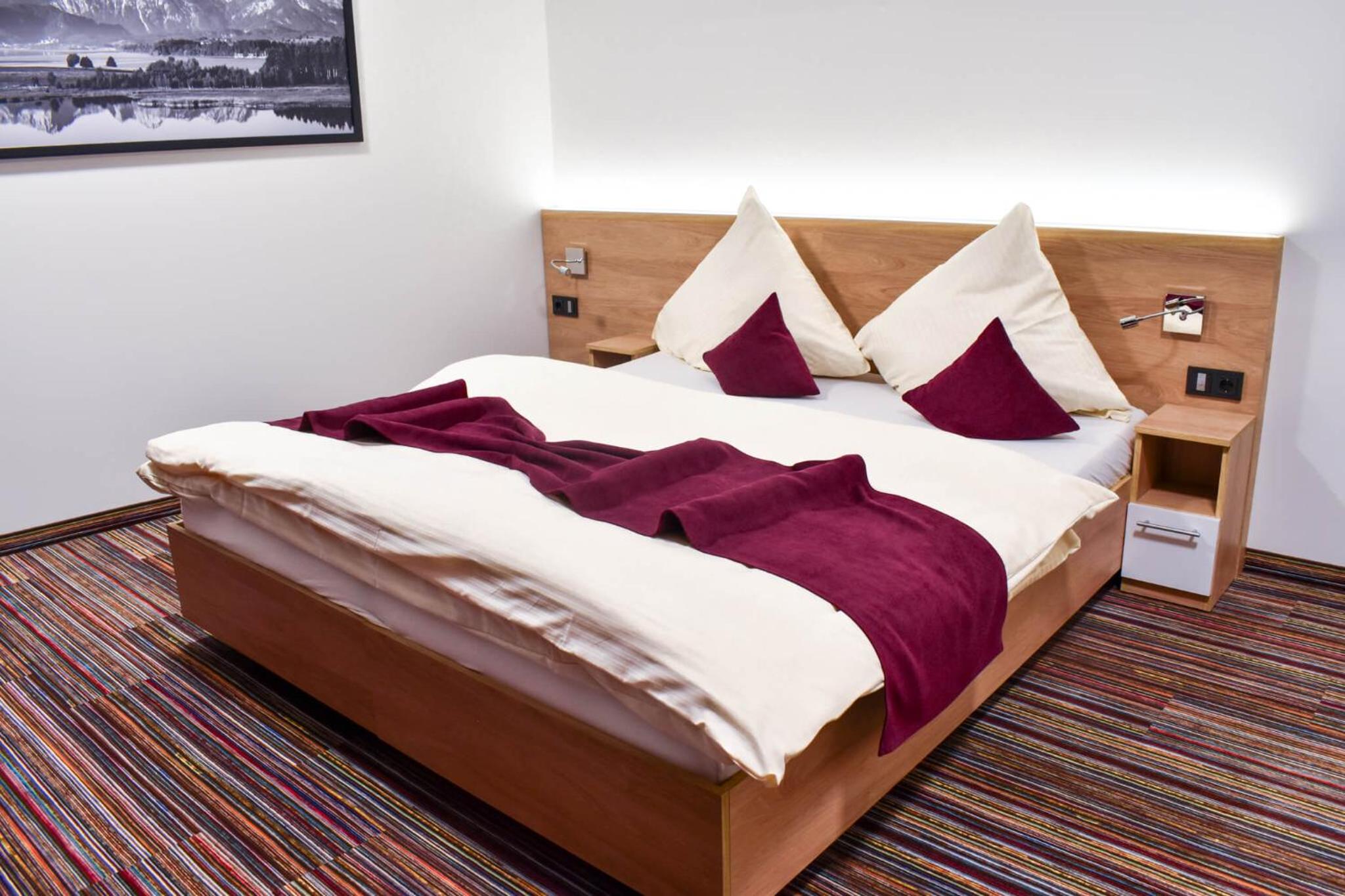 Suite with Balcony - Photo 5