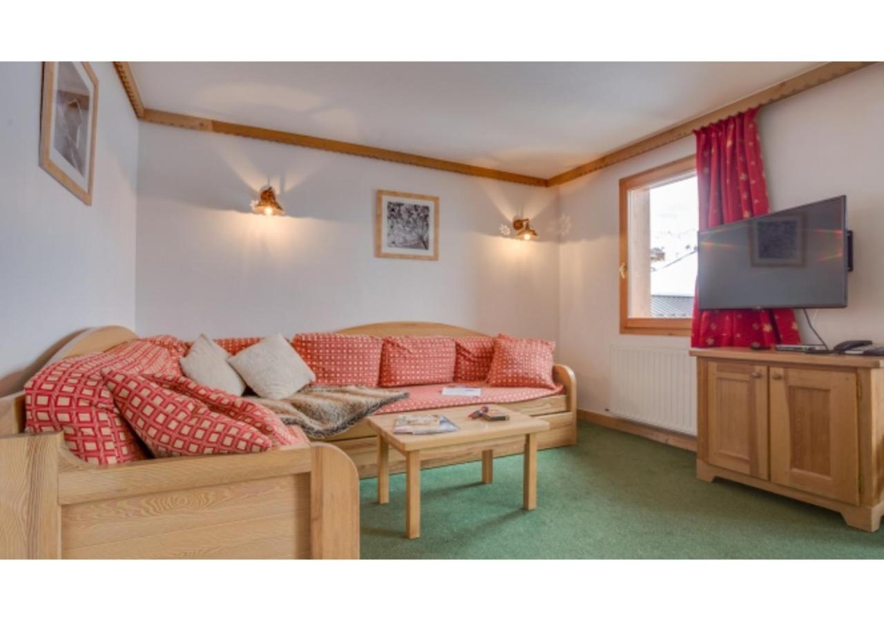 7 Room Apartment 14 People