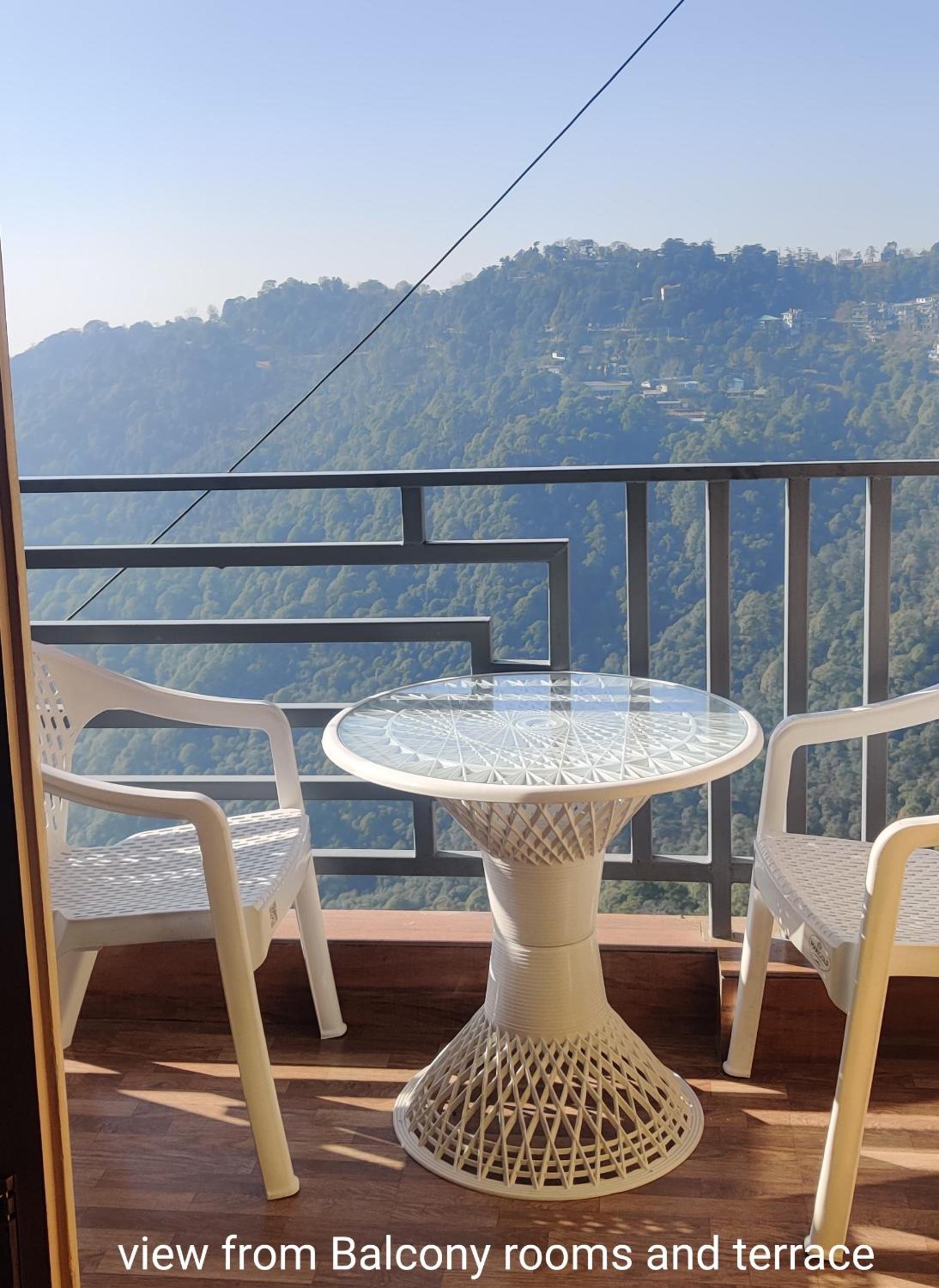 Double Room with Mountain View - Photo 15