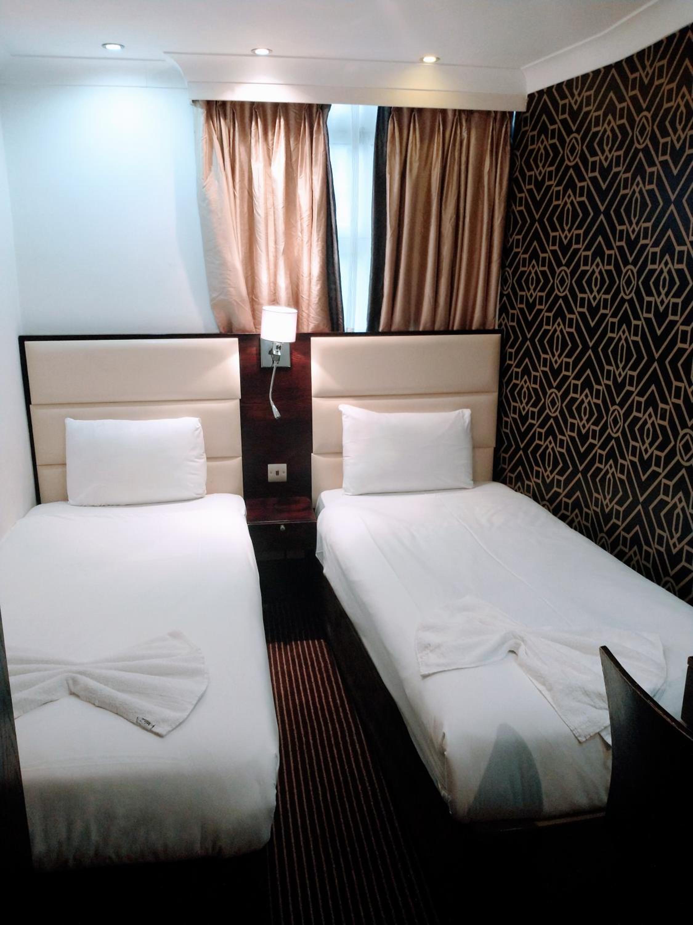Twin Room photo 3