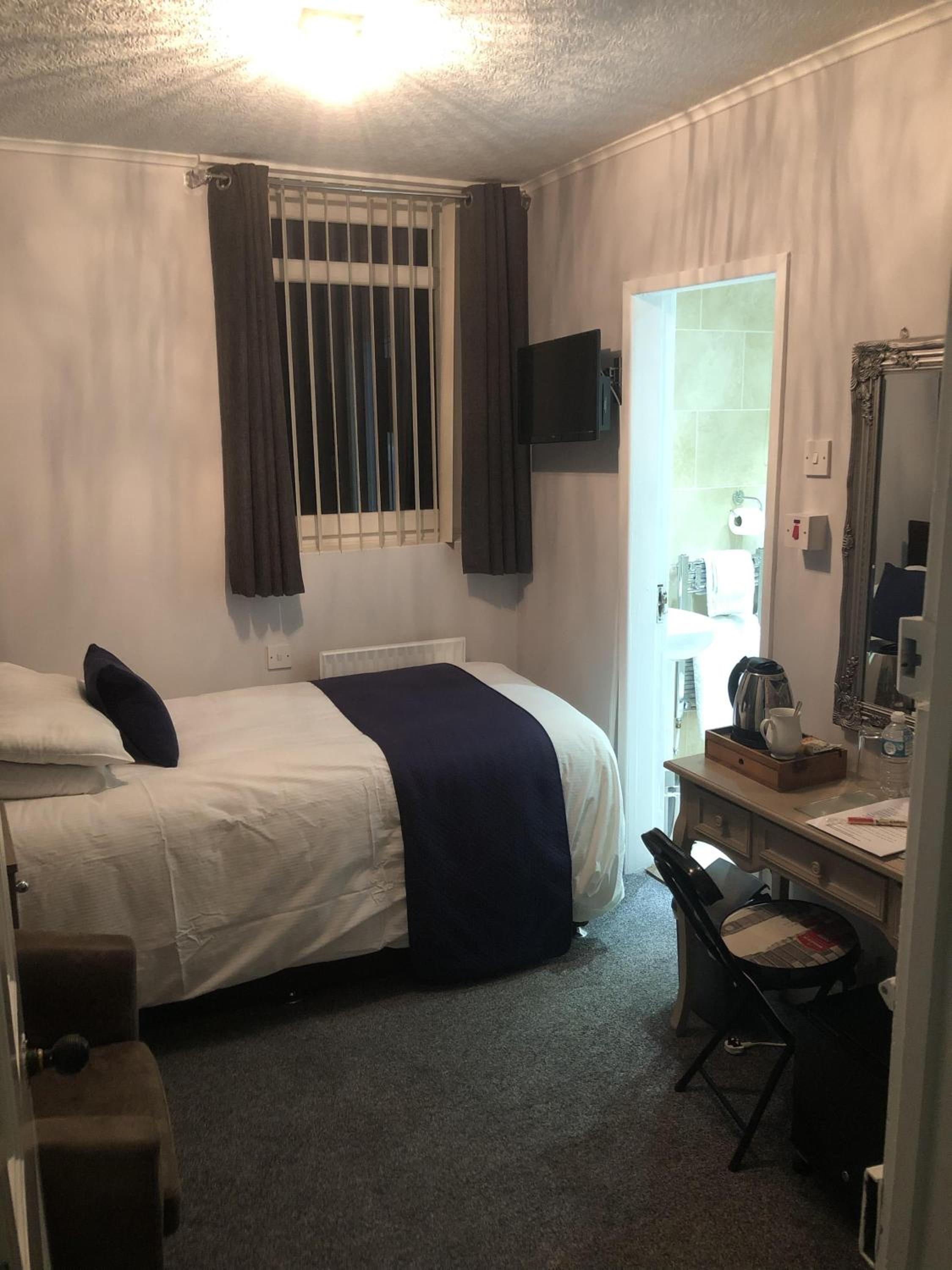 Small Single Room