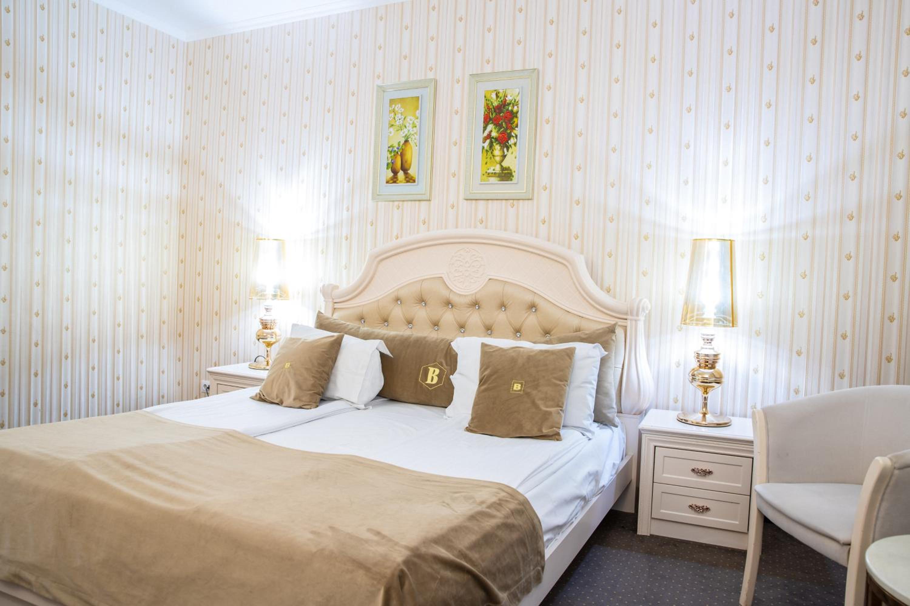 Deluxe Double Room photo 2
