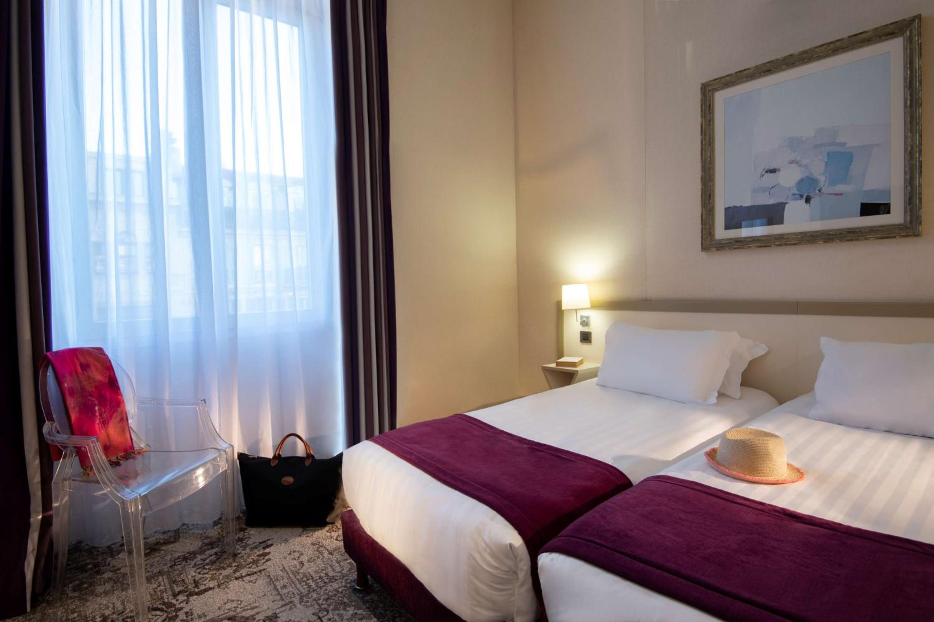 Superior Twin Room - City View - Photo 2