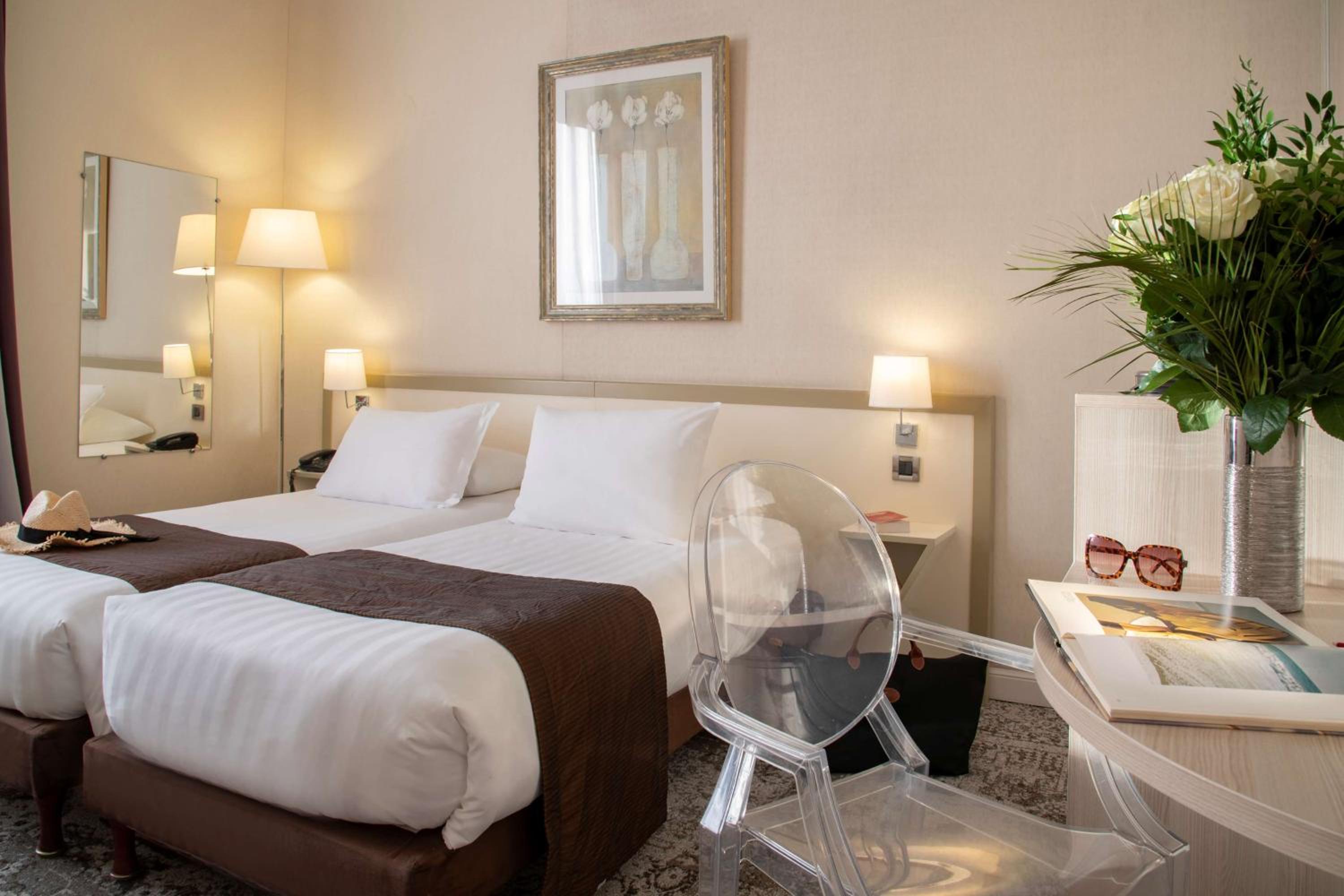 Deluxe Twin Room - Photo 1