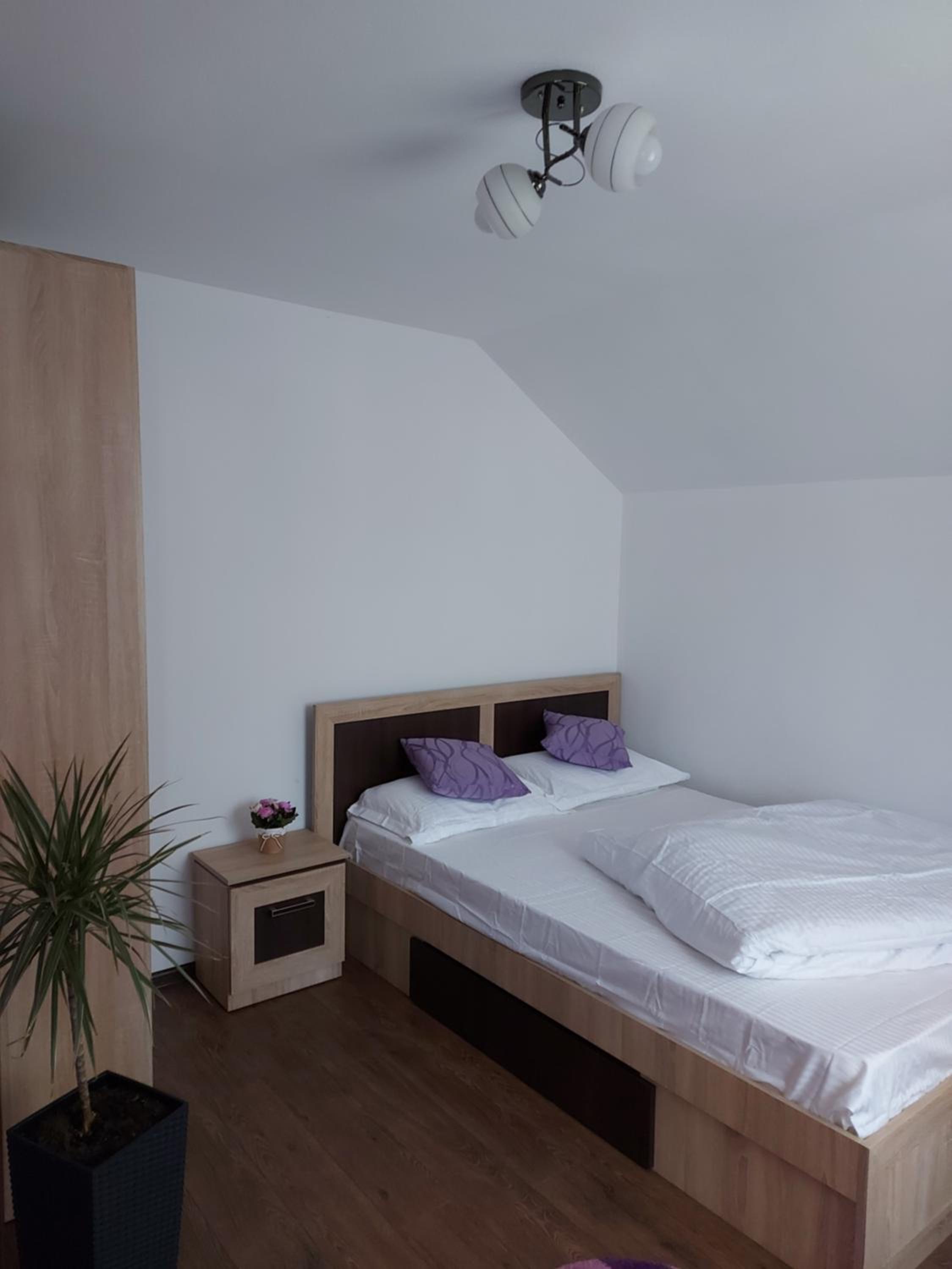 Two-Bedroom House - Photo 1