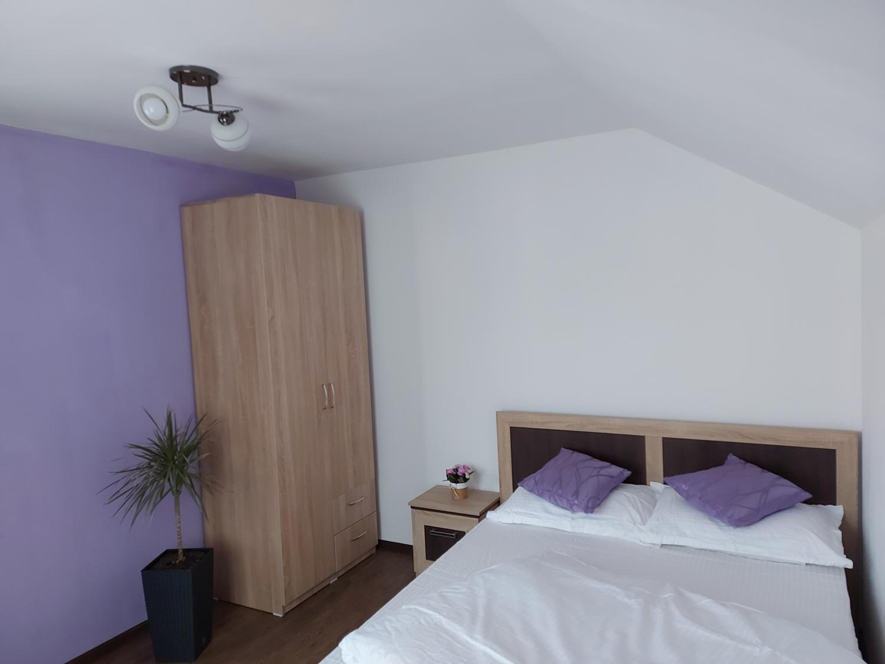 Two-Bedroom House - Photo 5
