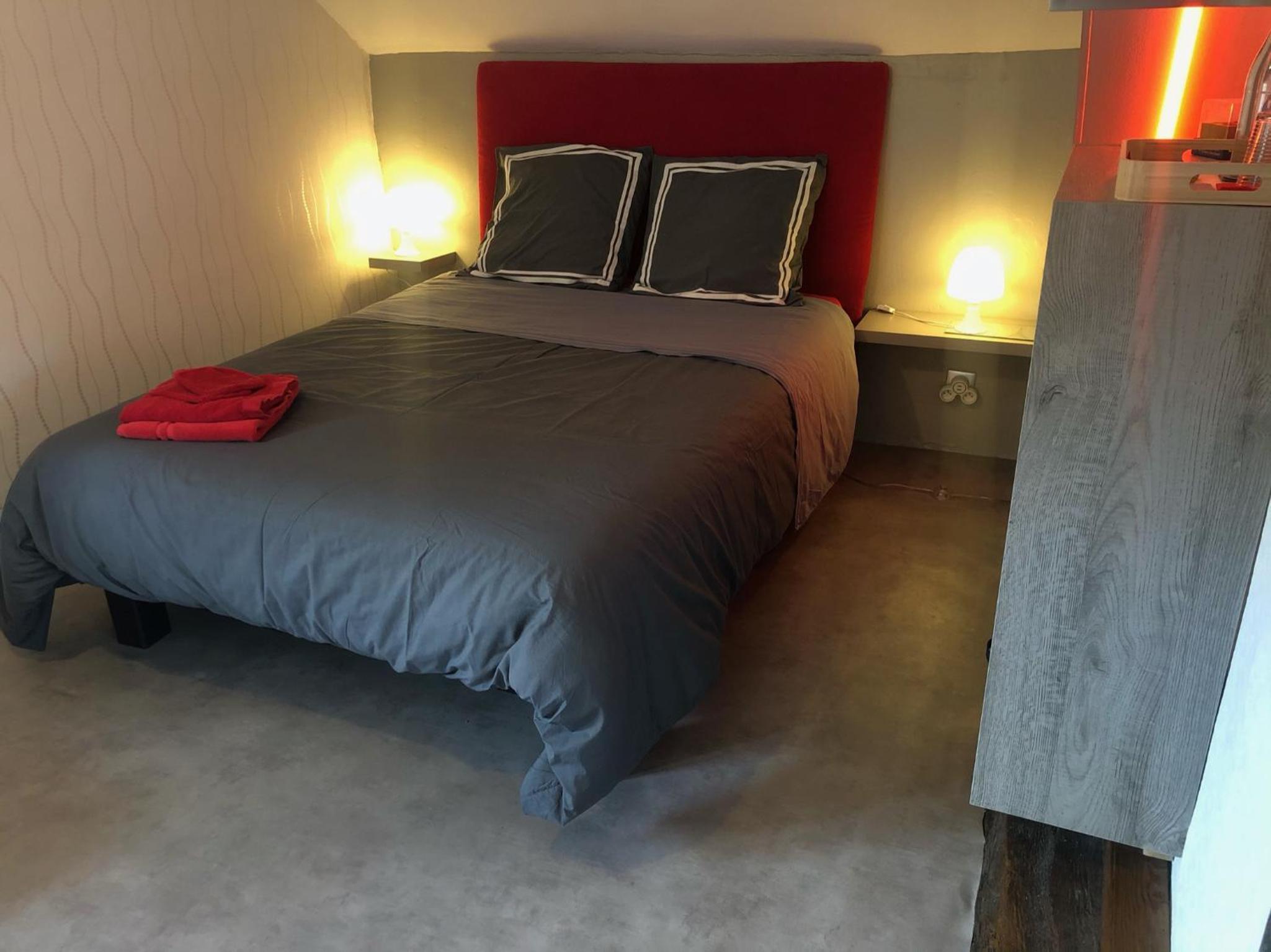 Double Room - Photo 3