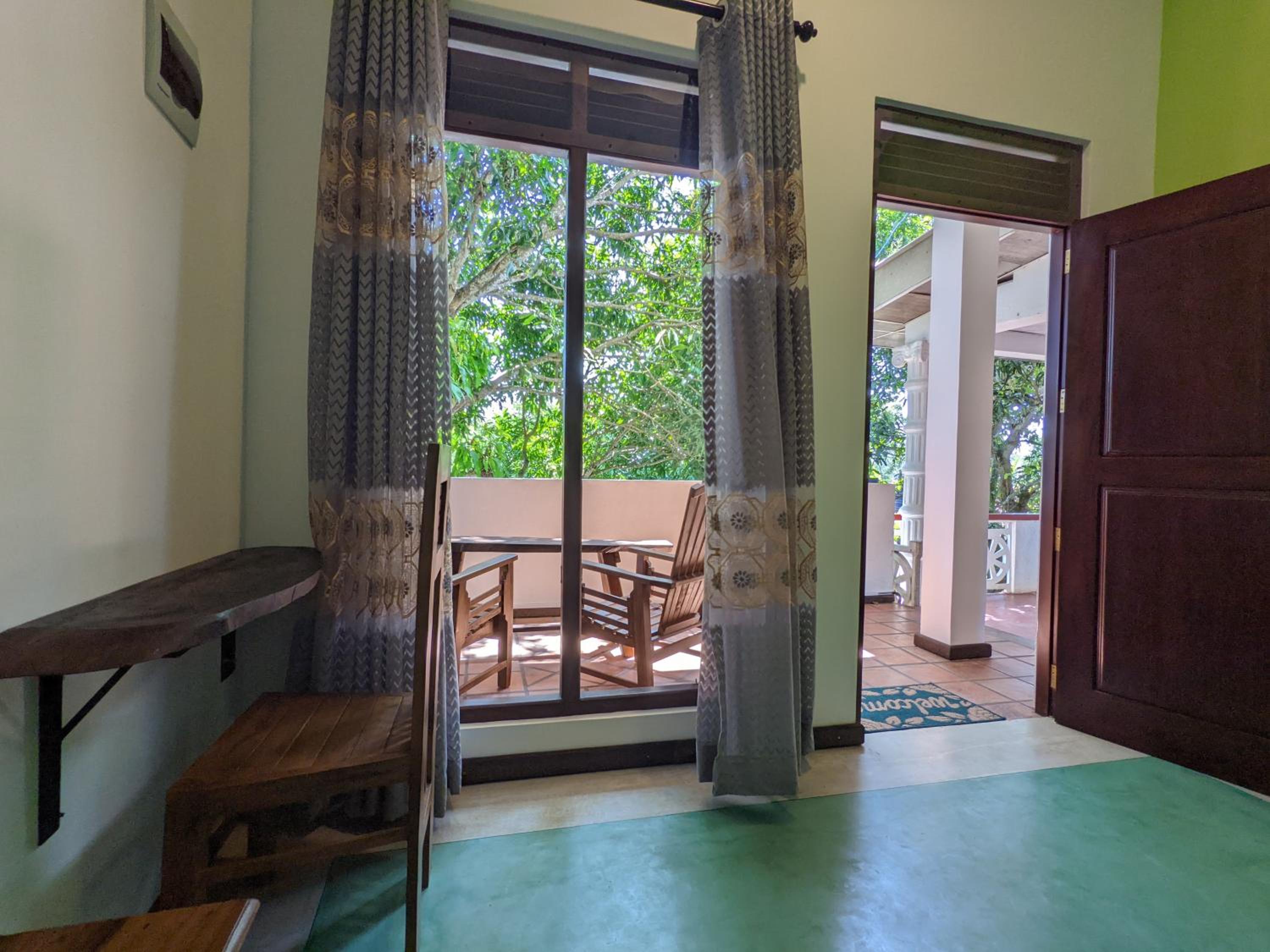 King Room with Balcony photo 3