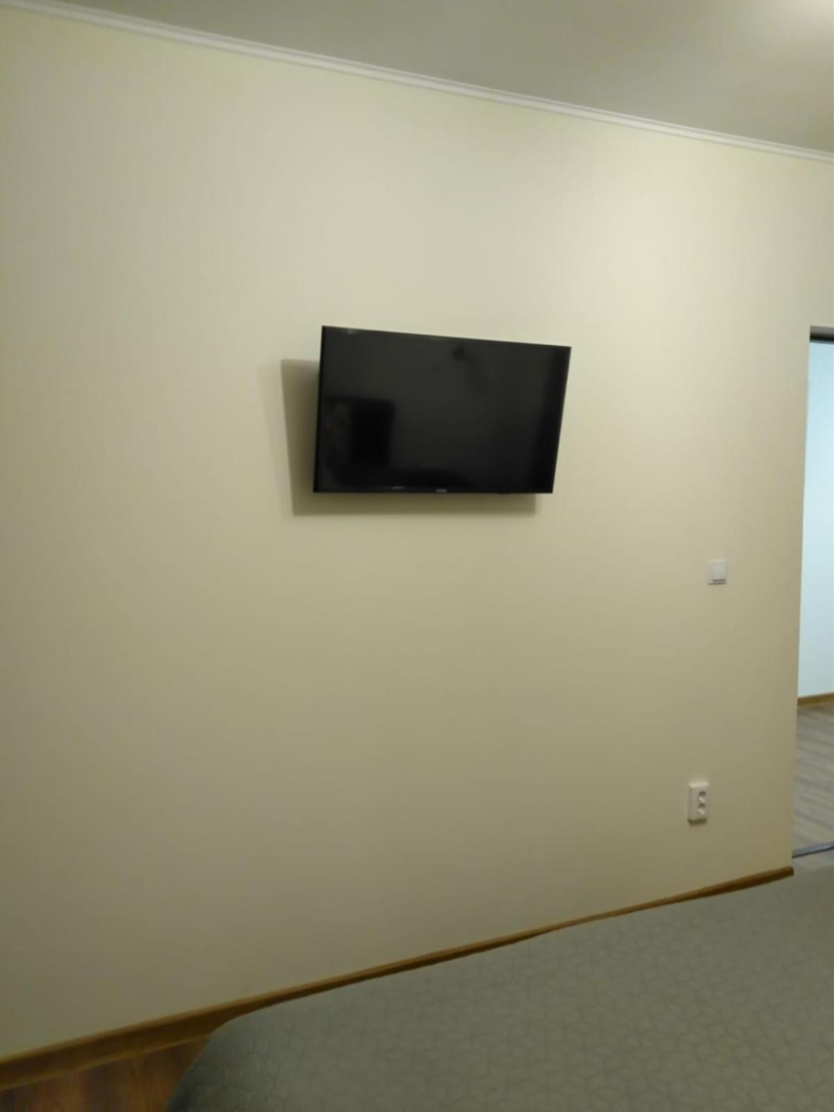 One-Bedroom House - Photo 13