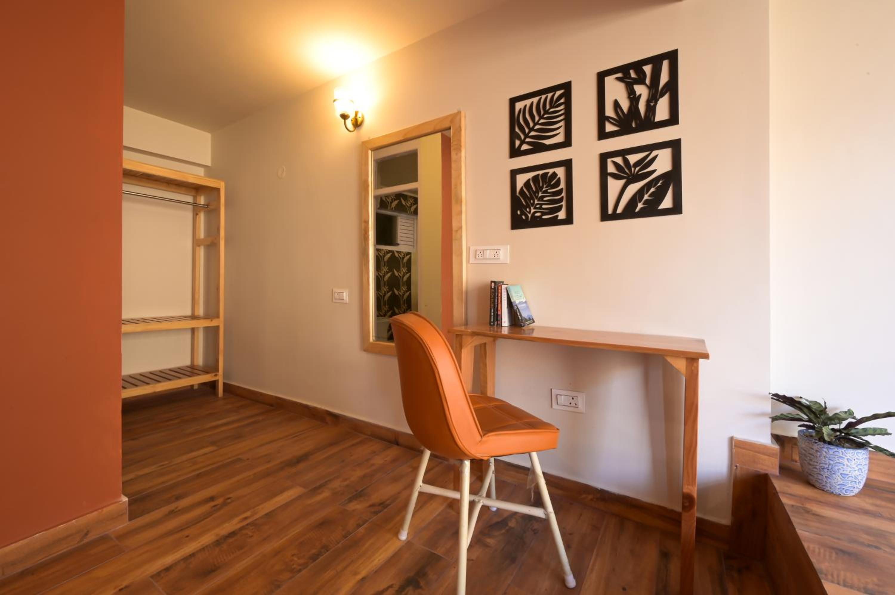 Standard Double Room - Photo 7