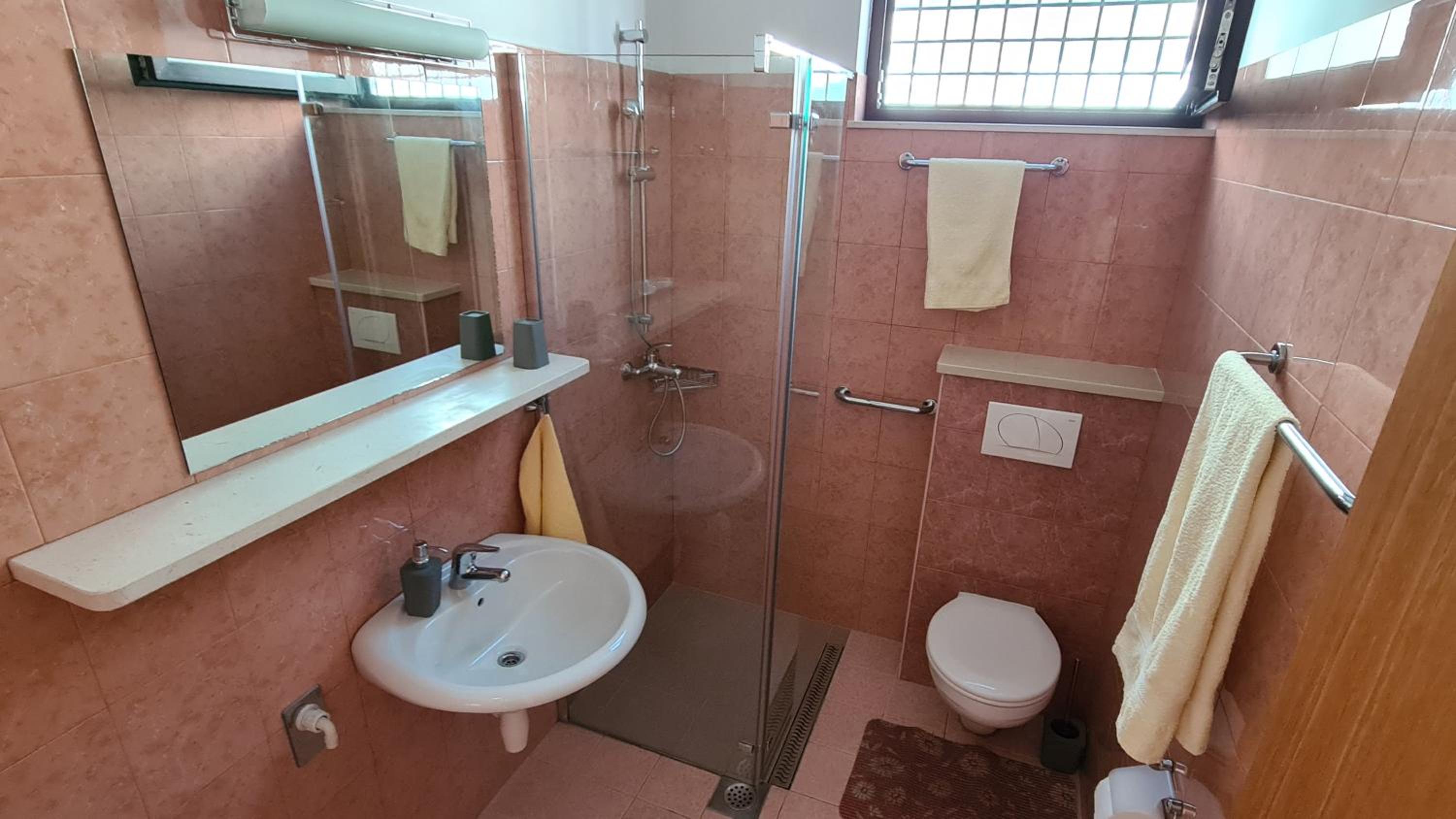 Apartment - Photo 12