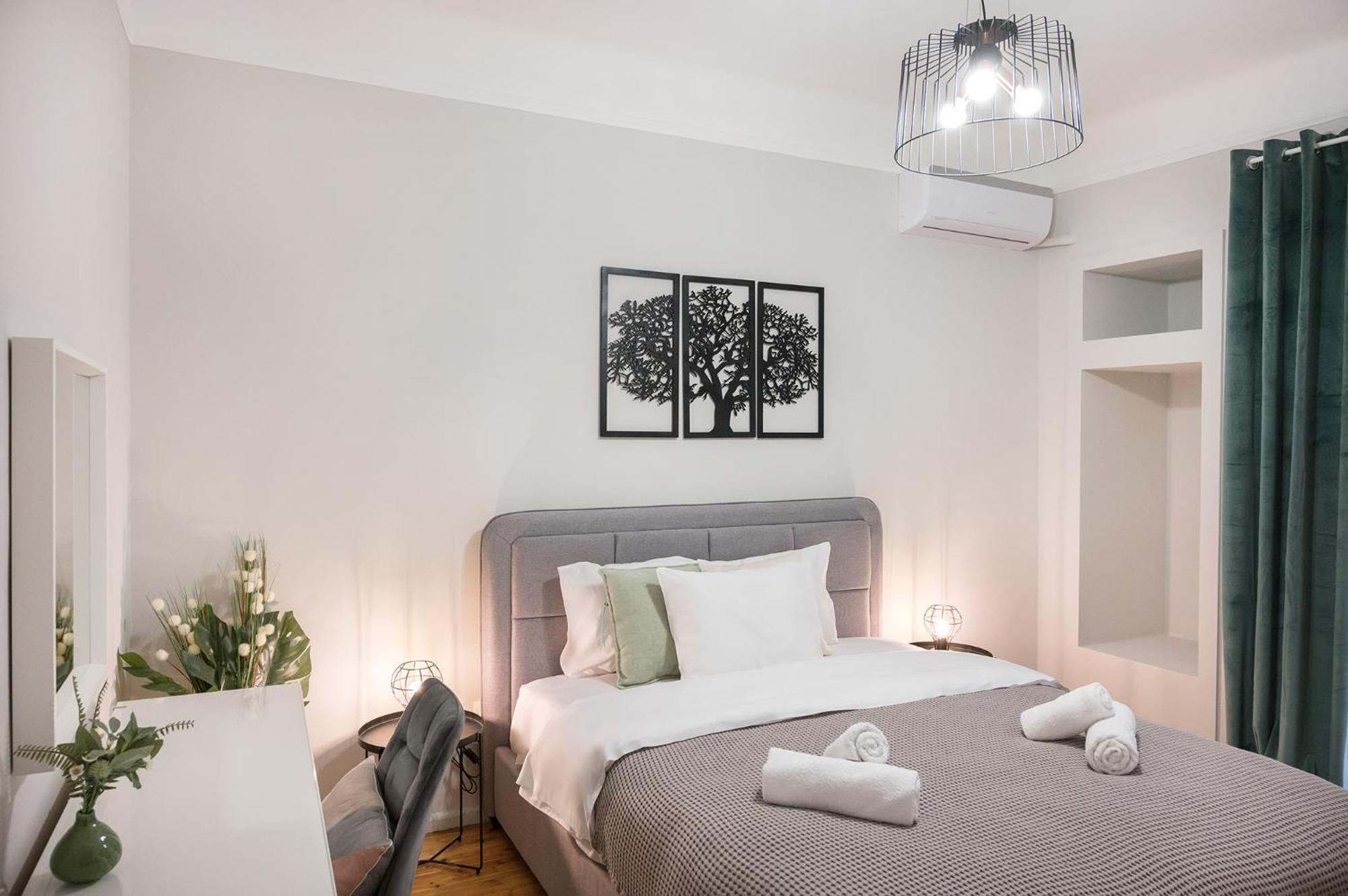 Three-Bedroom Apartment - Photo 13
