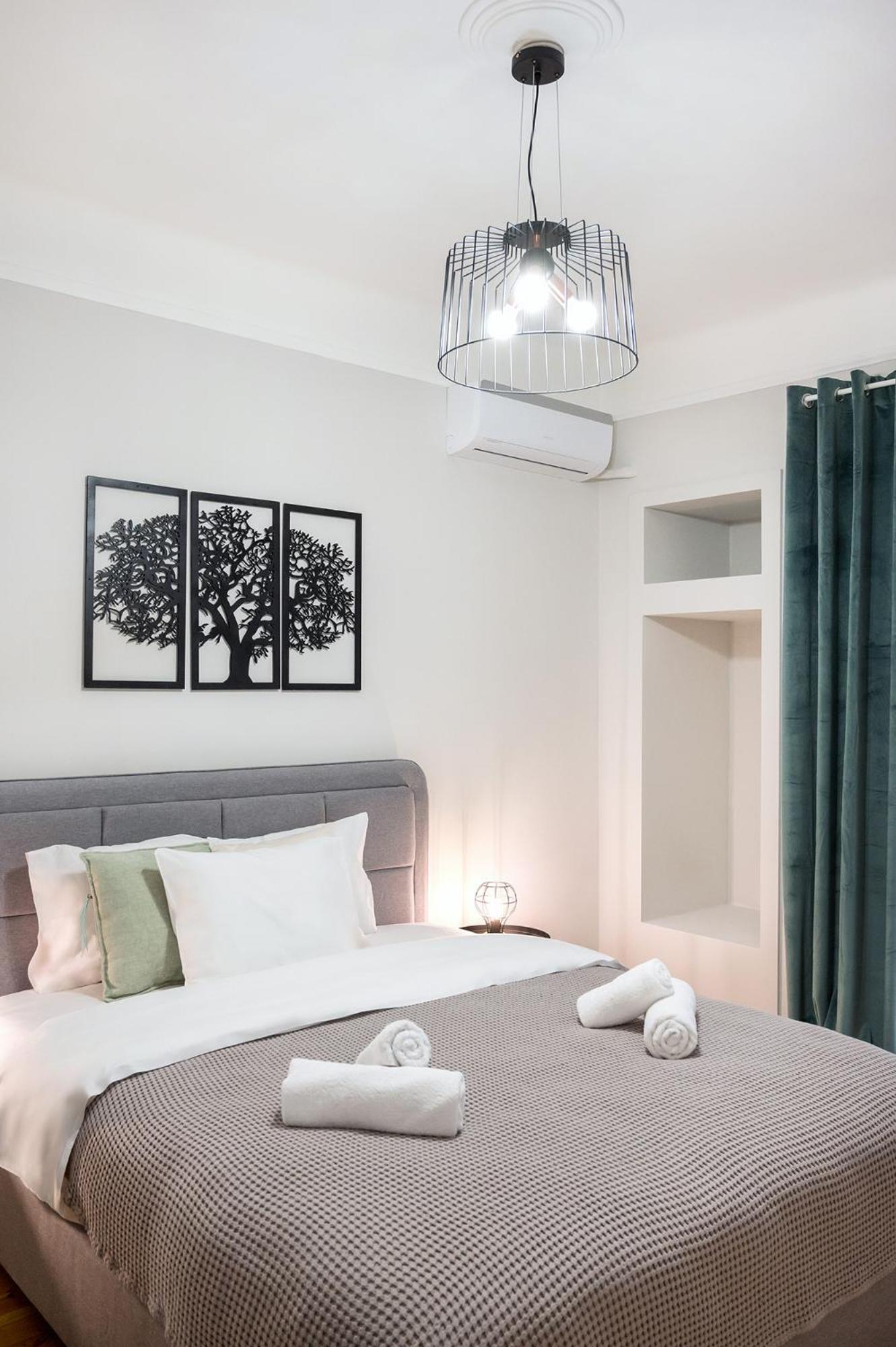 Three-Bedroom Apartment - Photo 7
