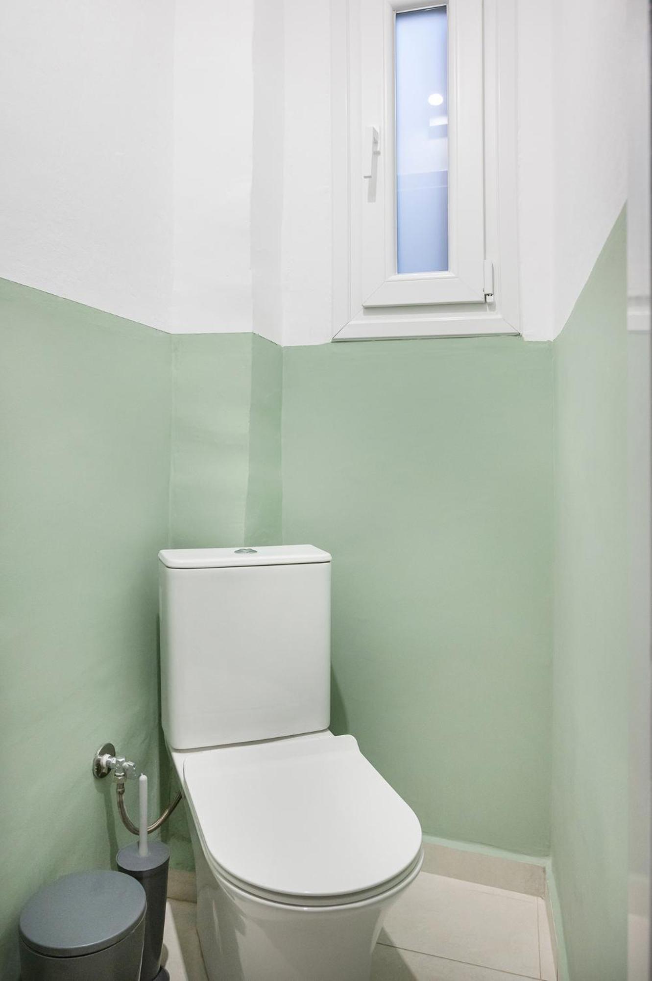 Three-Bedroom Apartment - Photo 28
