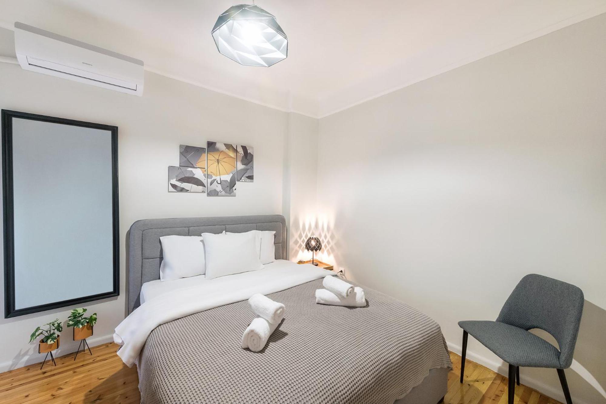 Three-Bedroom Apartment - Photo 30