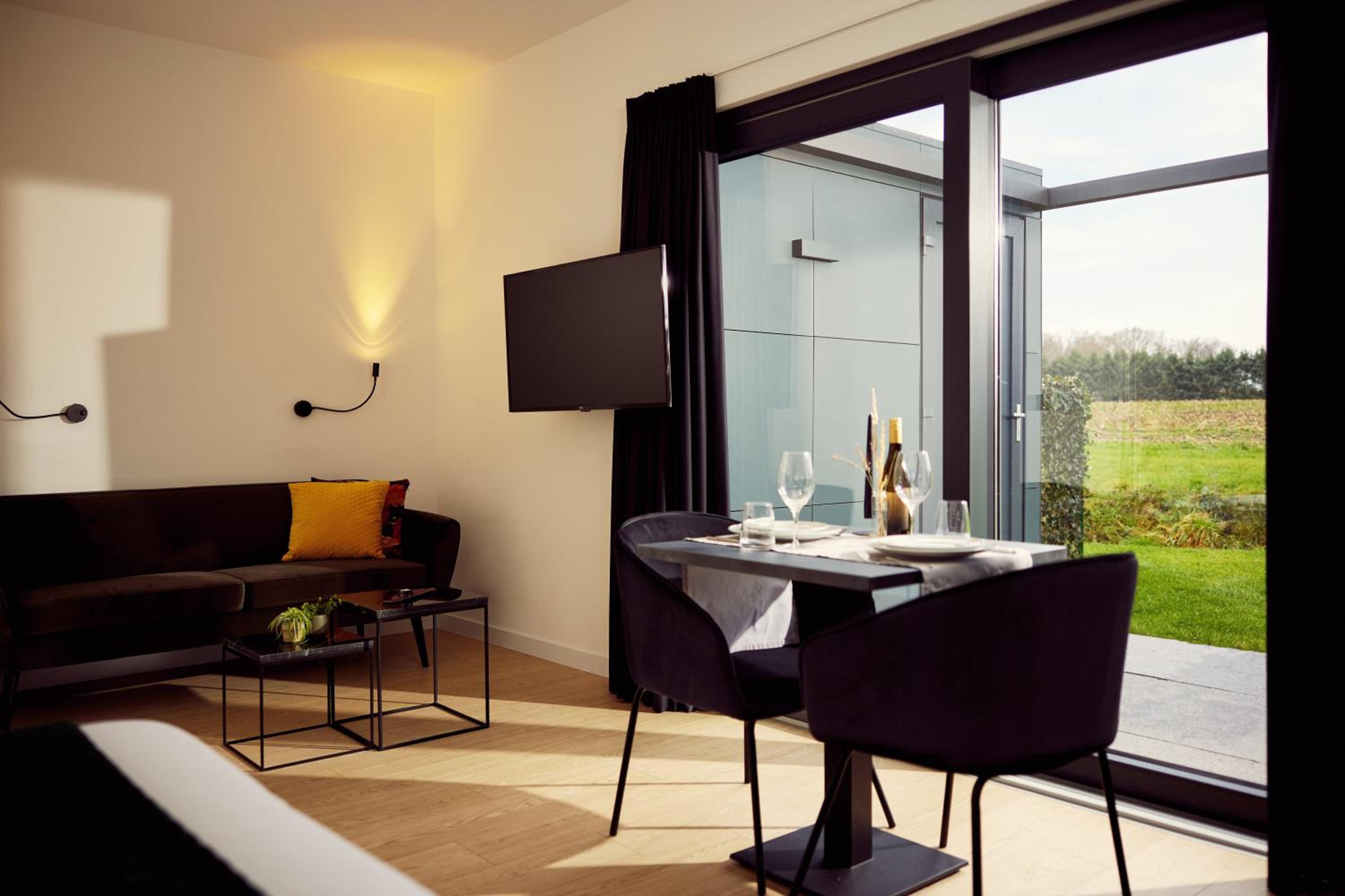 Twin Room - Photo 2