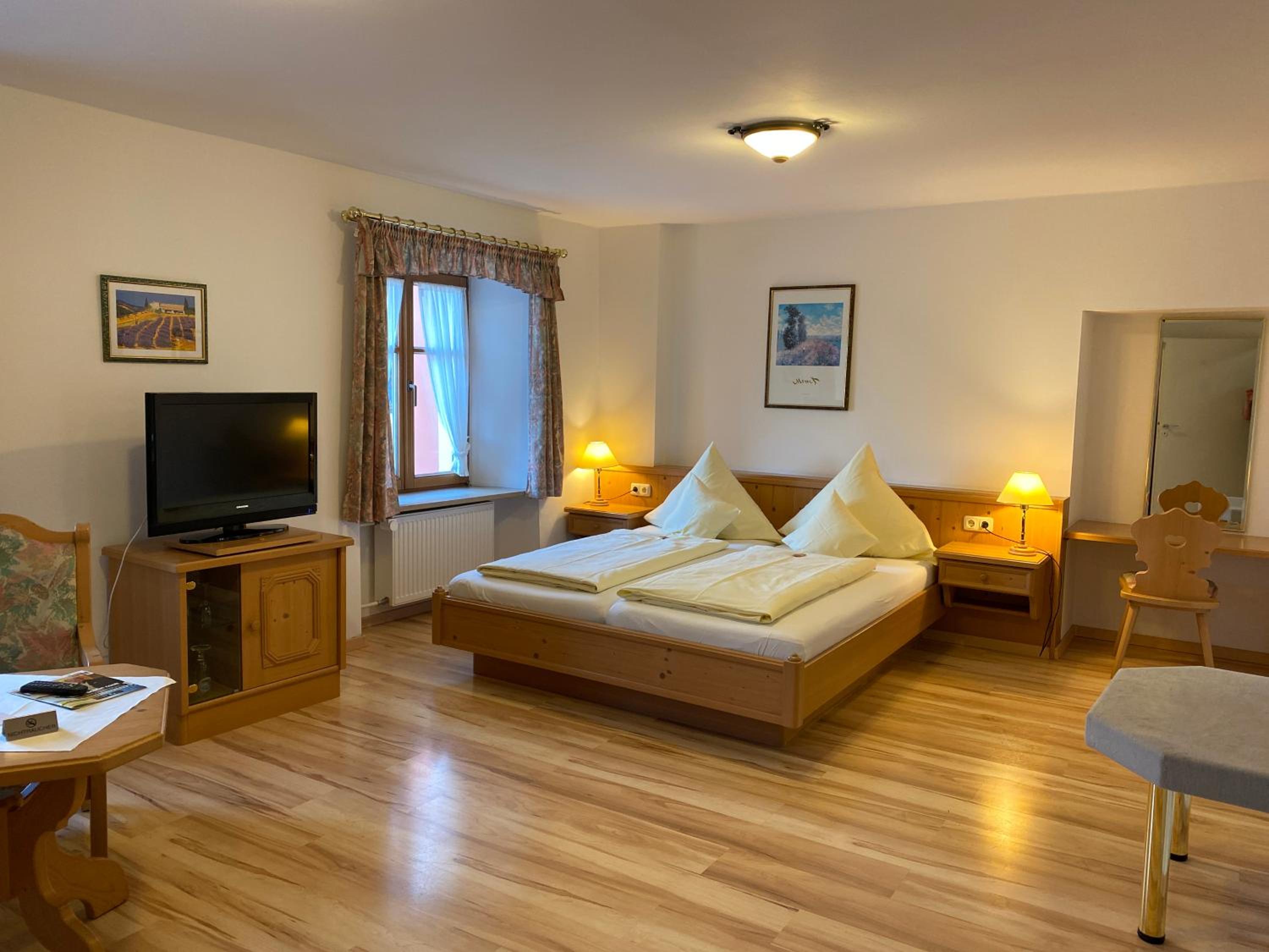 Double Room - Photo 1