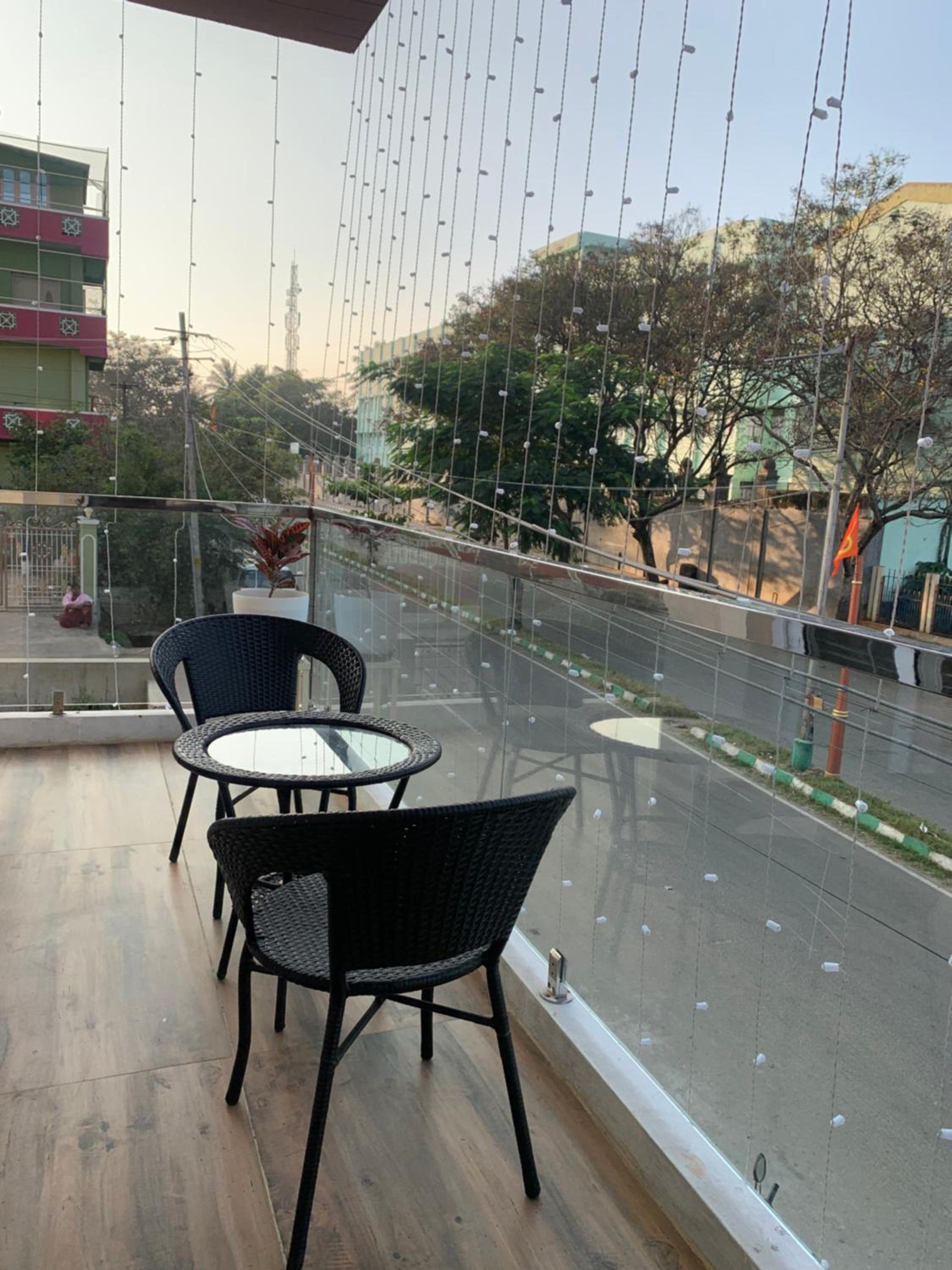 Apartment with Balcony - Photo 36