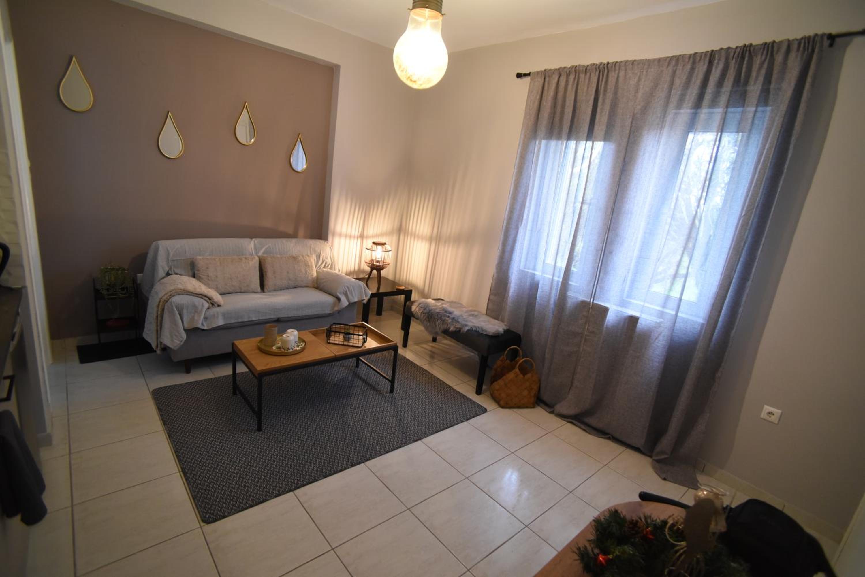 One-Bedroom Apartment - Photo 15
