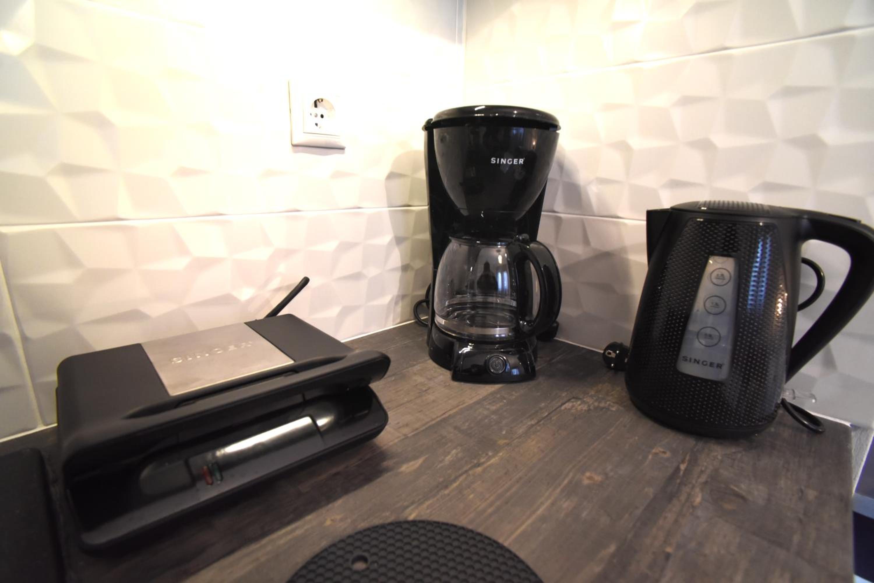 One-Bedroom Apartment - Photo 21