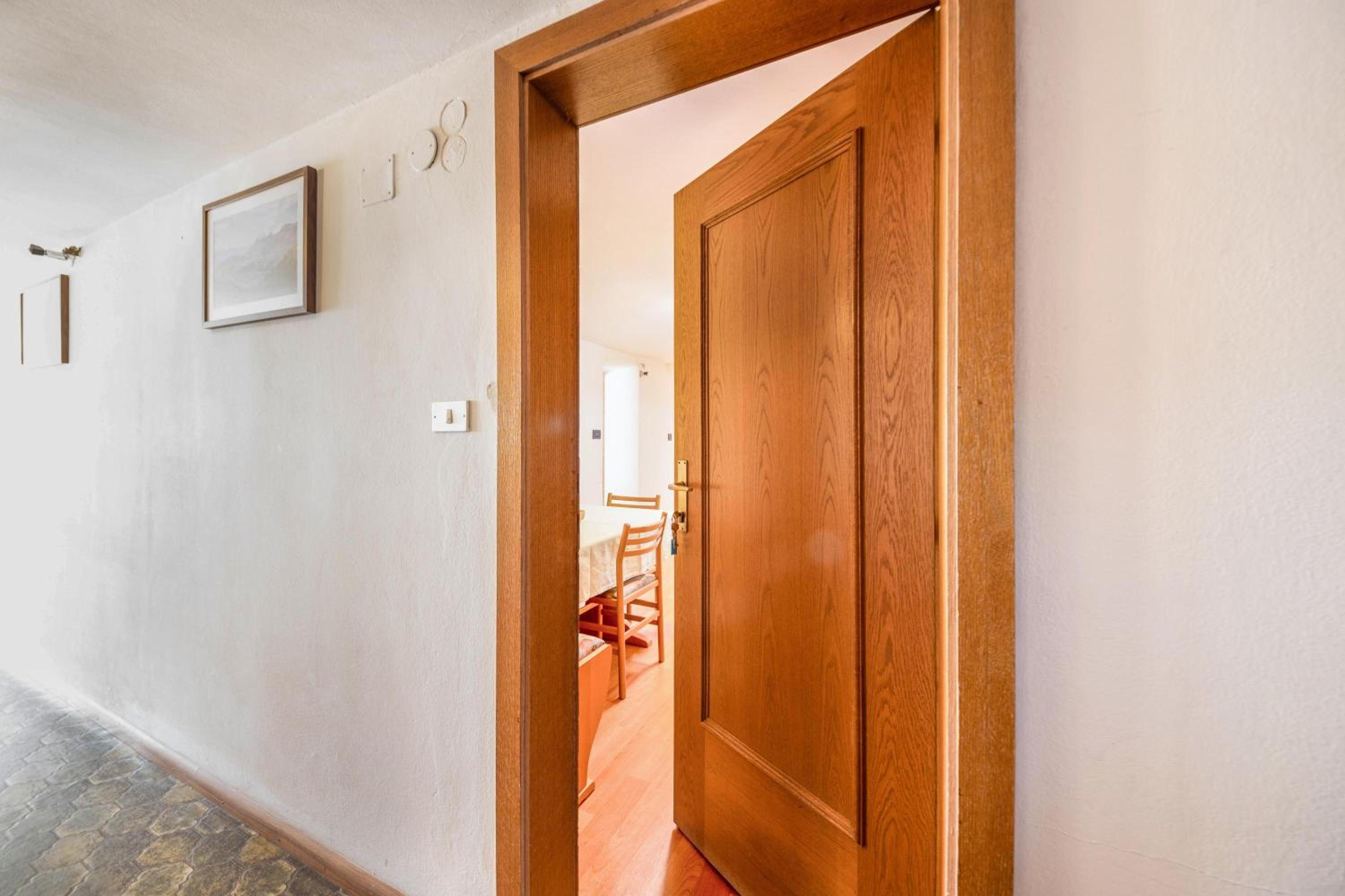 Two-Bedroom Deluxe Apartment with Garden View photo 3