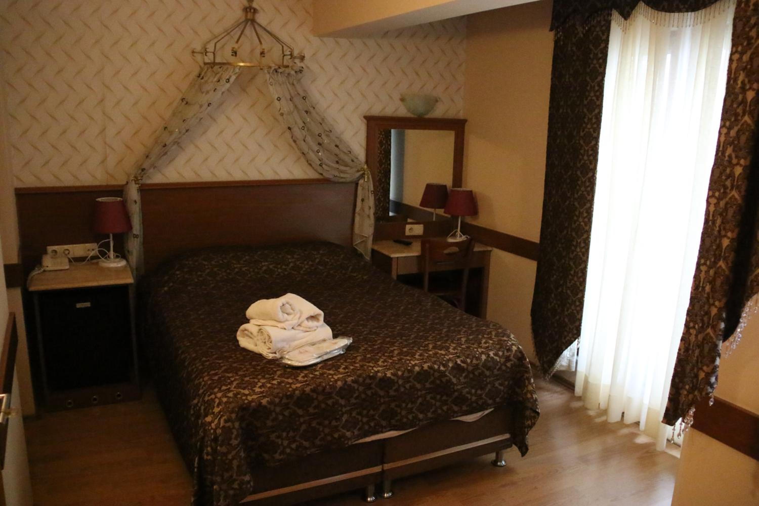 Standard Double Room photo 3