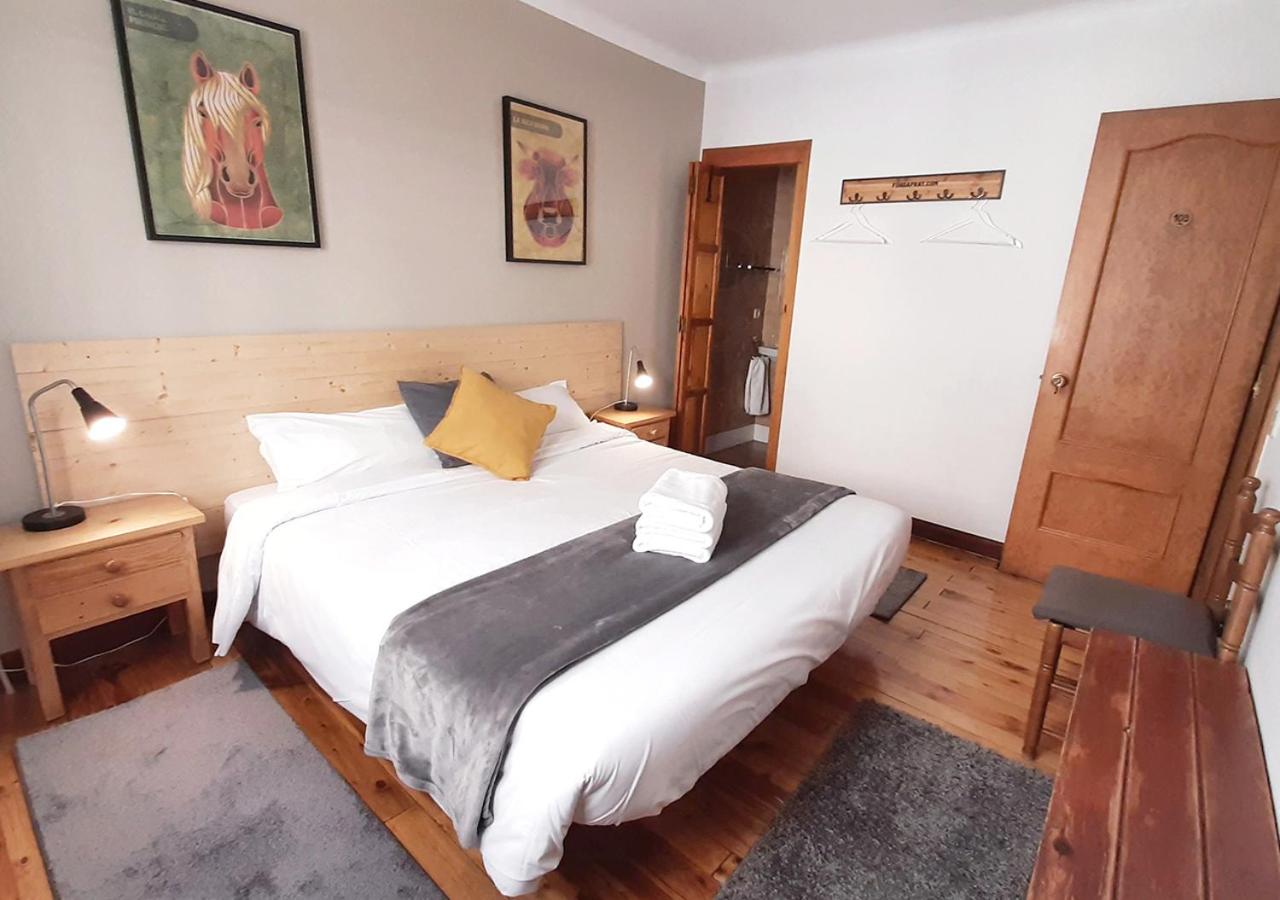 Habitación Doble con Baño Compartido