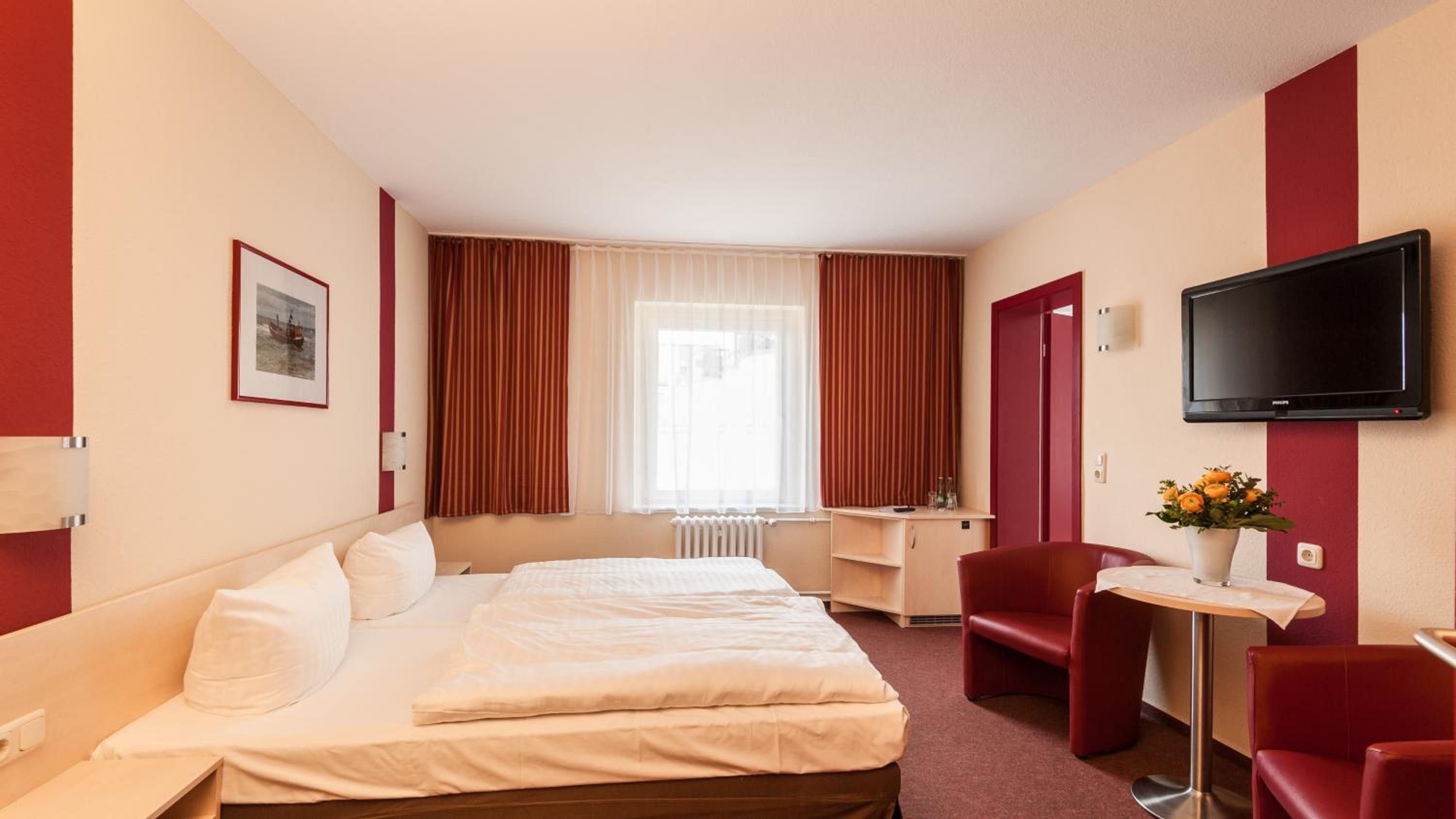 Standard Double Room - Photo 3