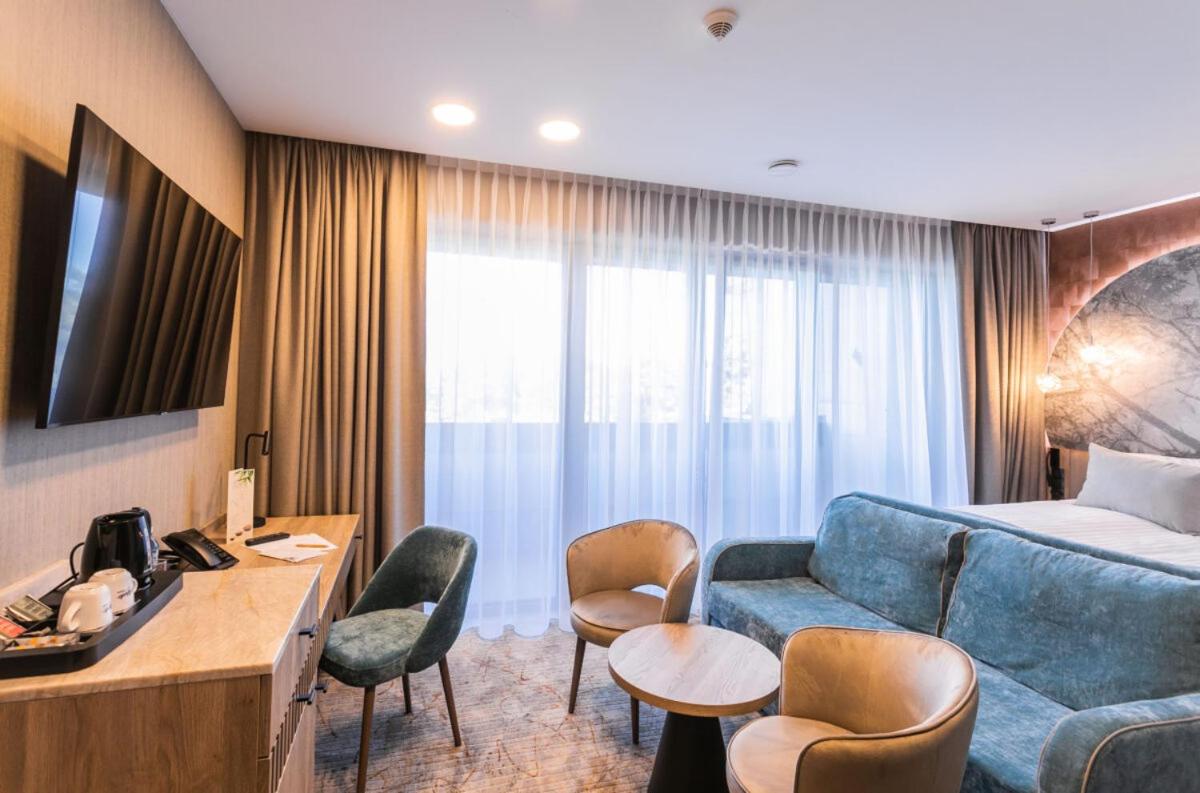 Deluxe Double or Twin Room - Photo 3