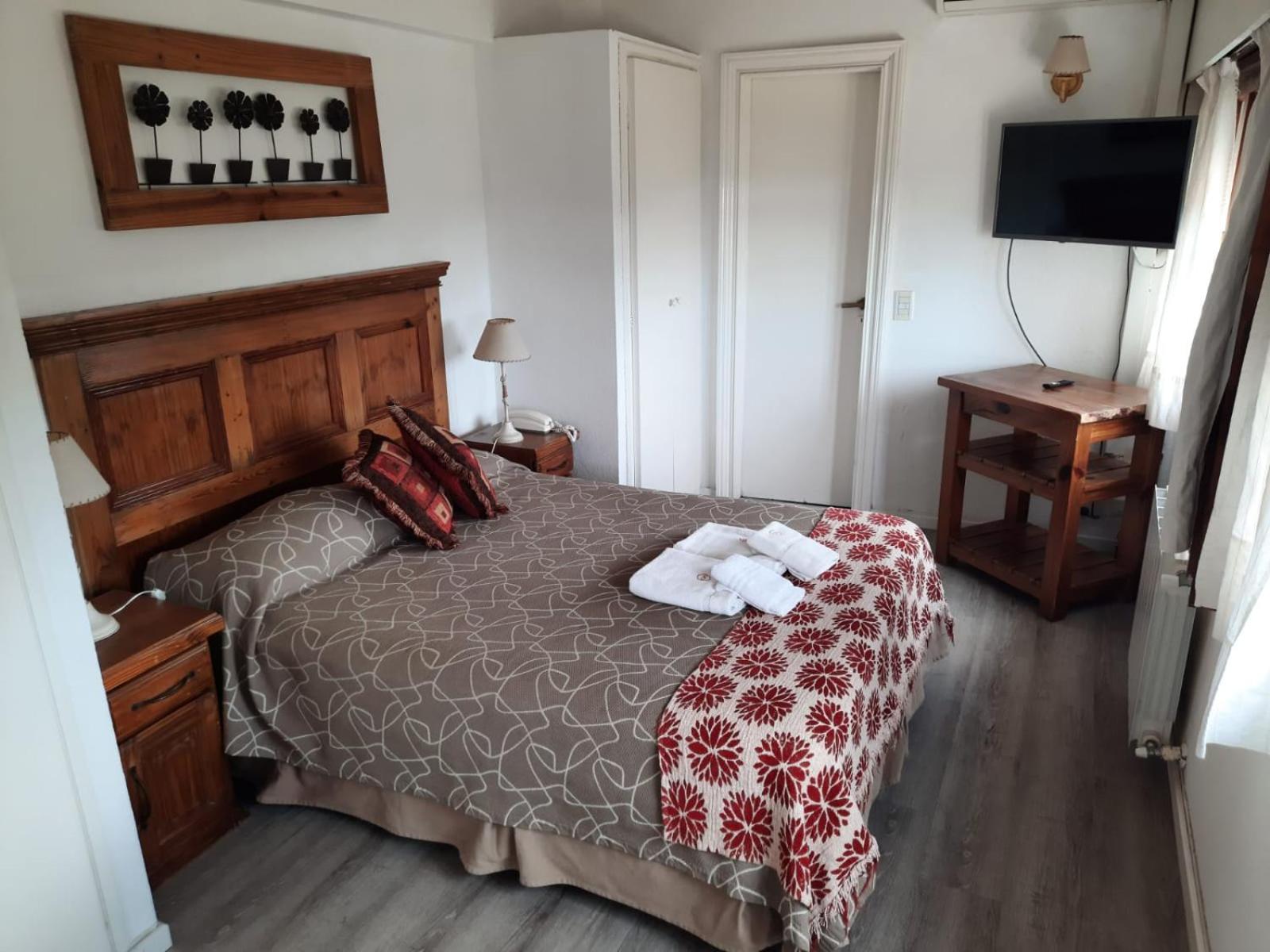 Suite with Spa Bath photo 2