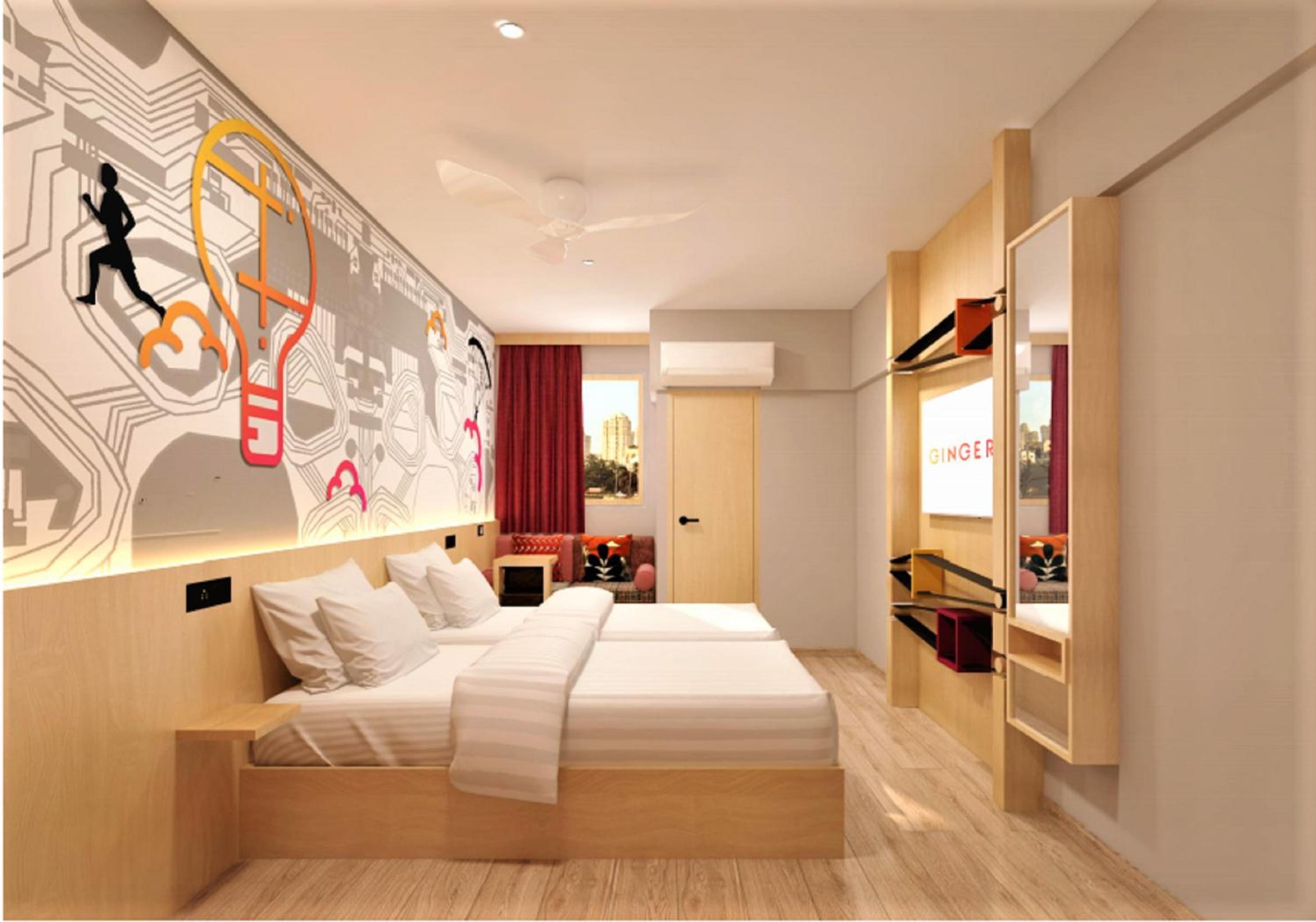Luxe Queen Room - Photo 8