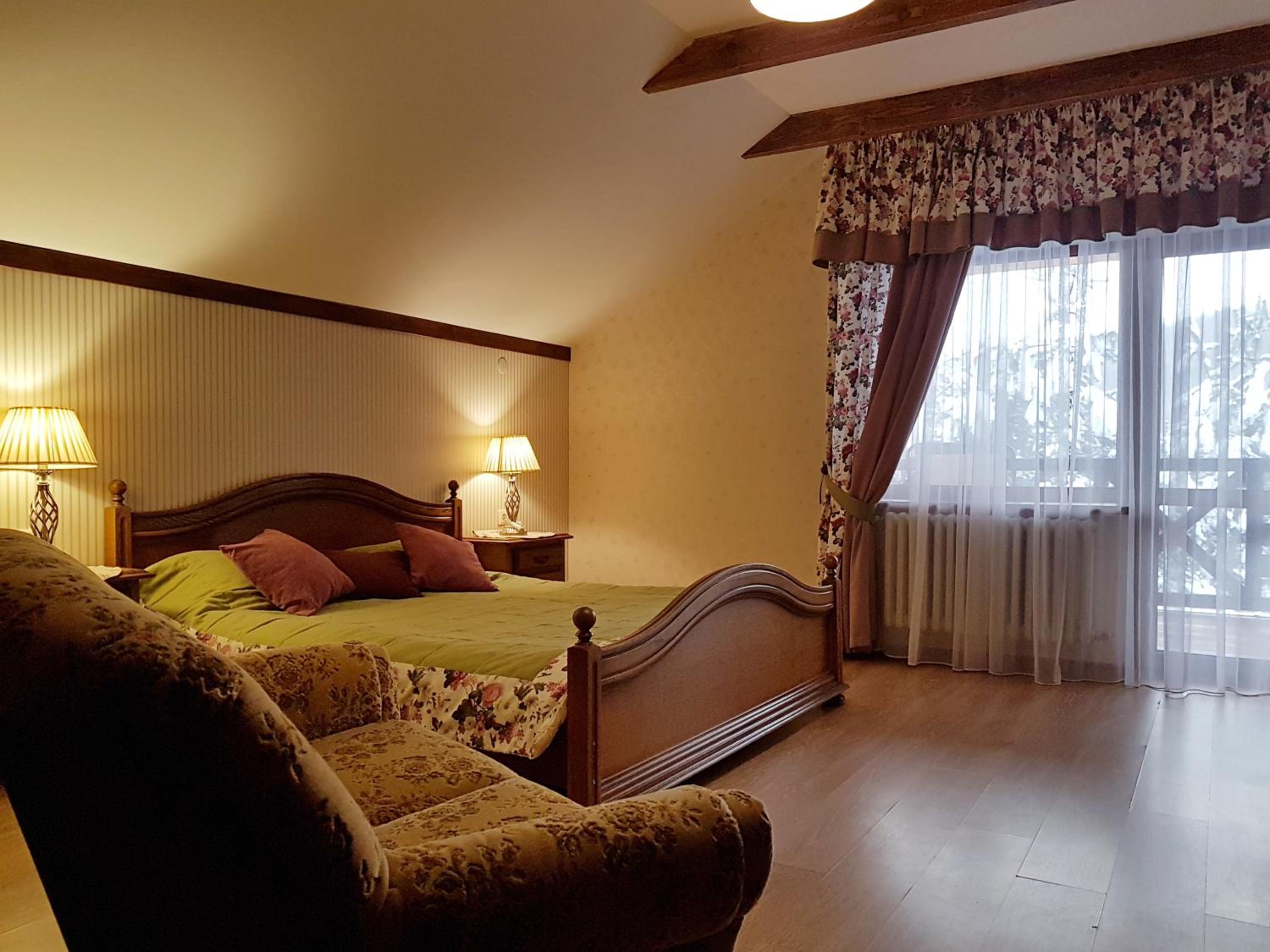 King Room with Balcony photo 1