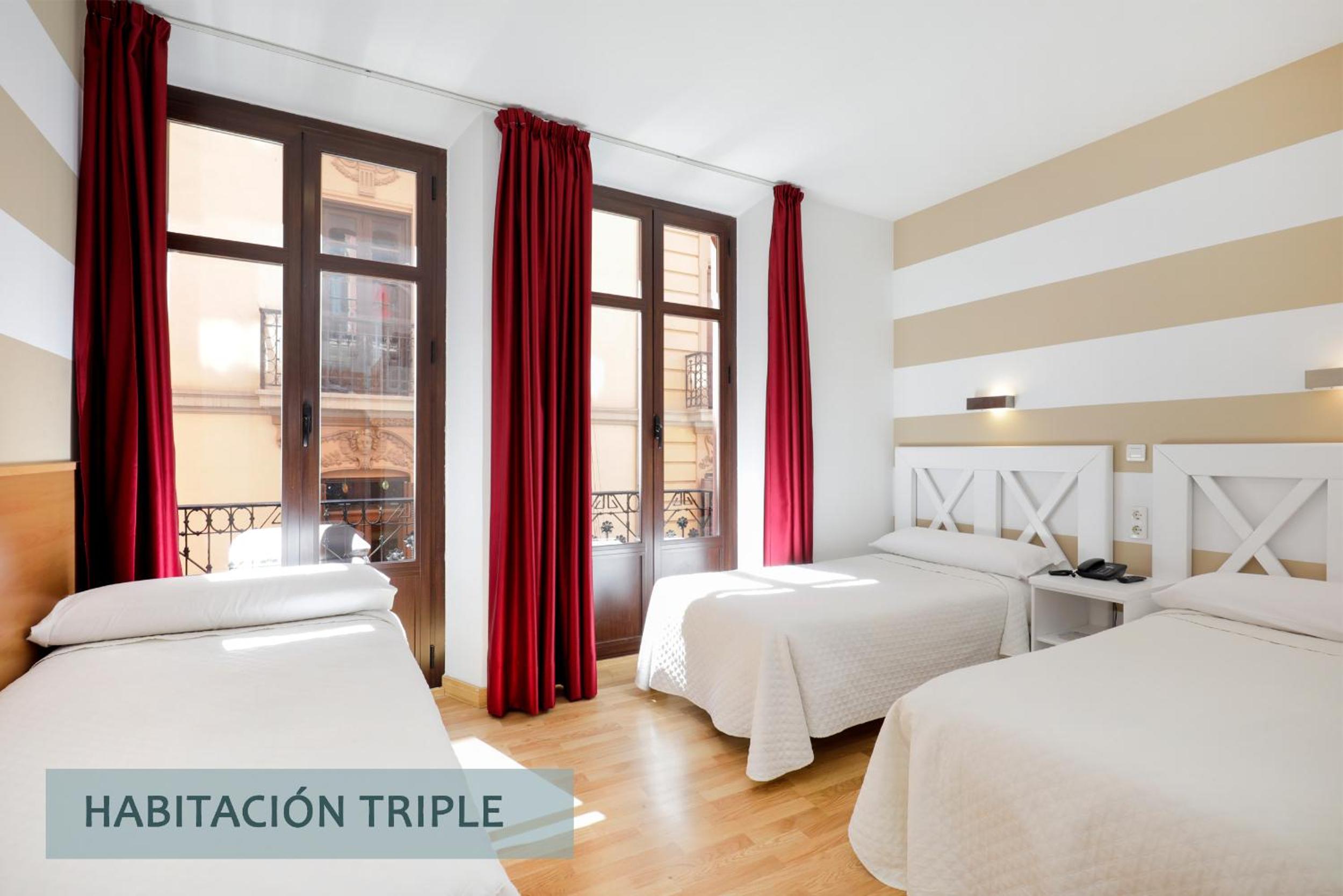 Triple Room - Photo 12