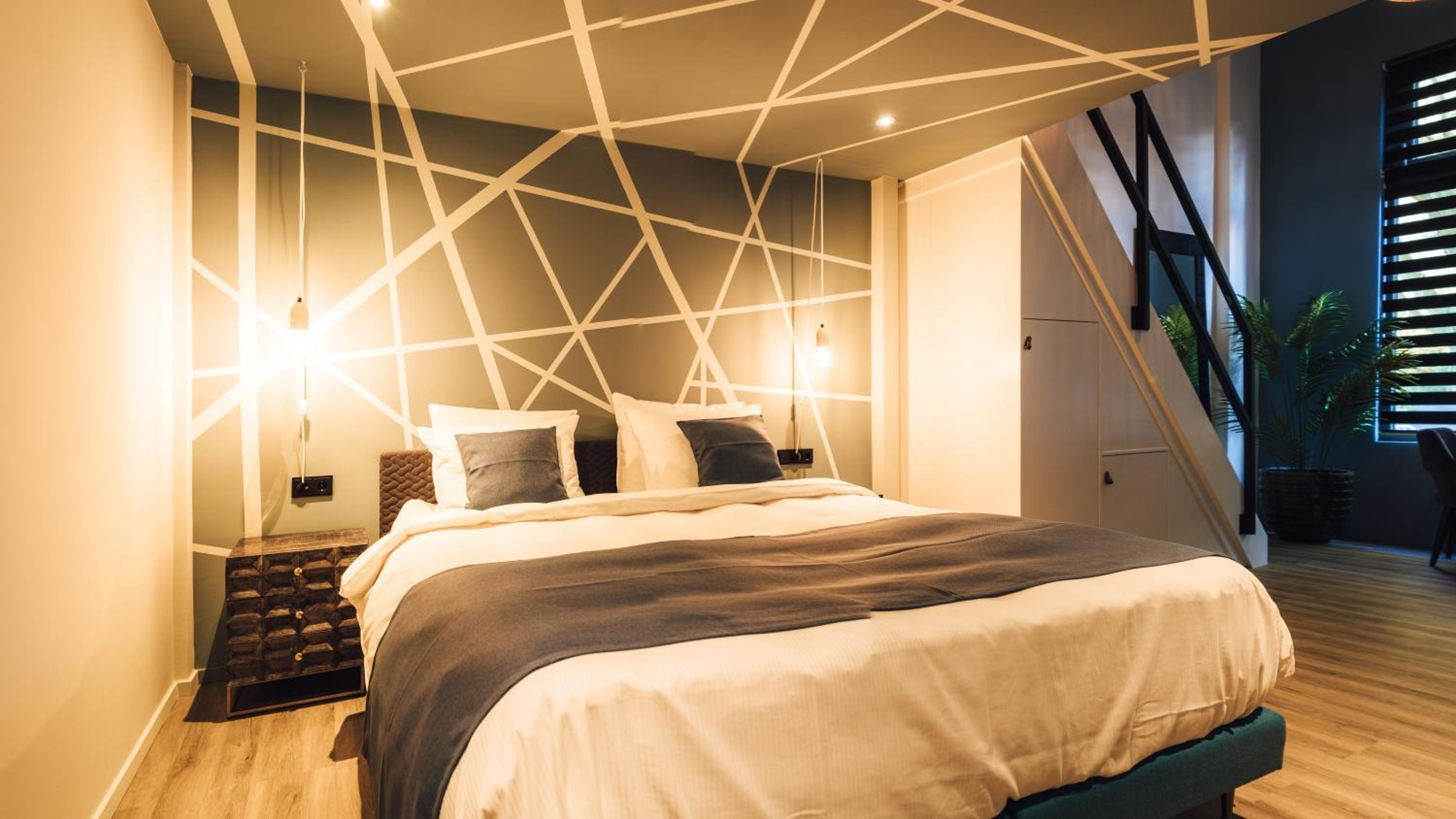 Deluxe Double Room with Extra Bed - Photo 3